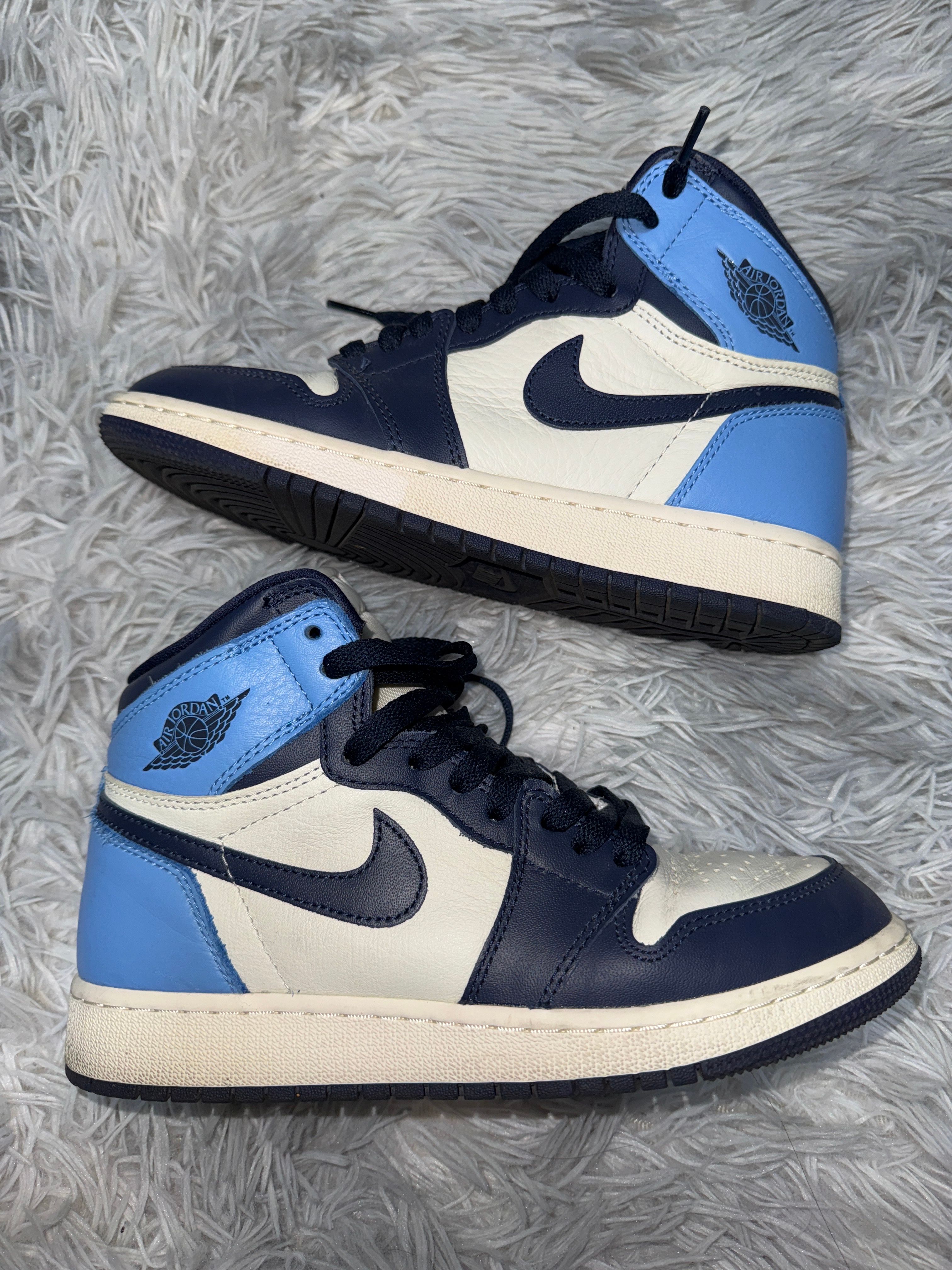 Nike Air Jordan 1 Retro High OG "Obsidian/University Blue"