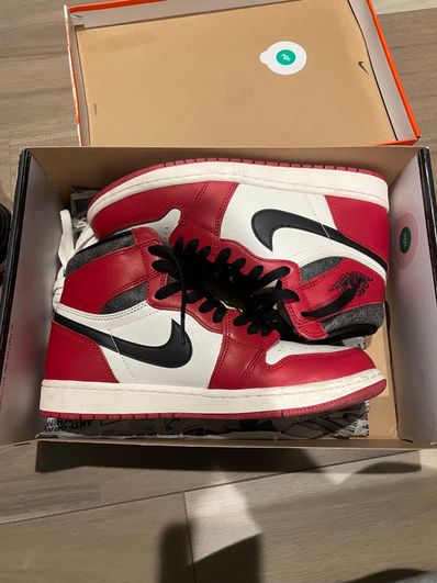 Nike Air Jordan 1 High OG "Lost & Found/Chicago"