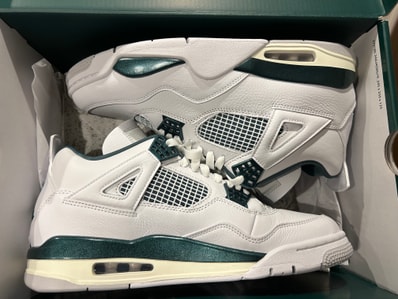 Nike Air Jordan 4 Retro "Oxidized Green"