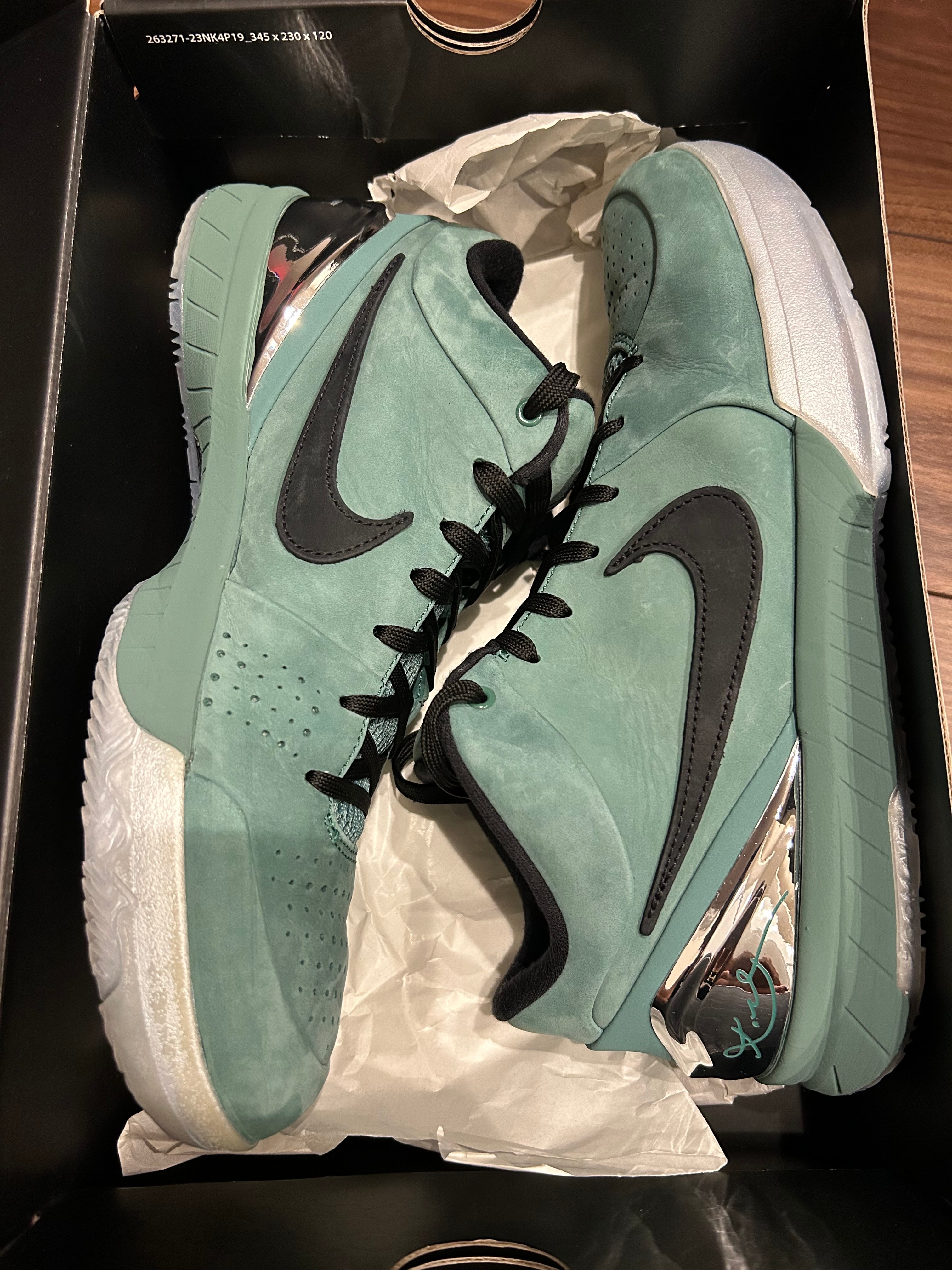 Nike Kobe 4 Protro "Girl Dad"