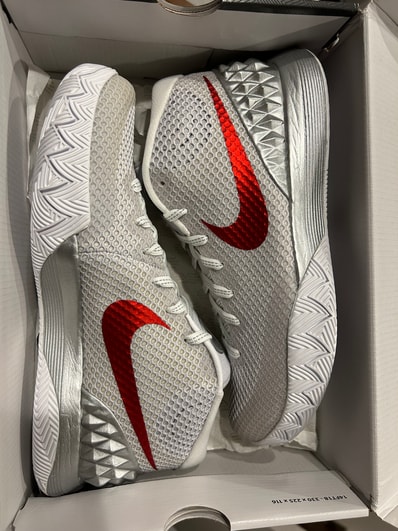 Nike Kyrie 1 "Opening Night"