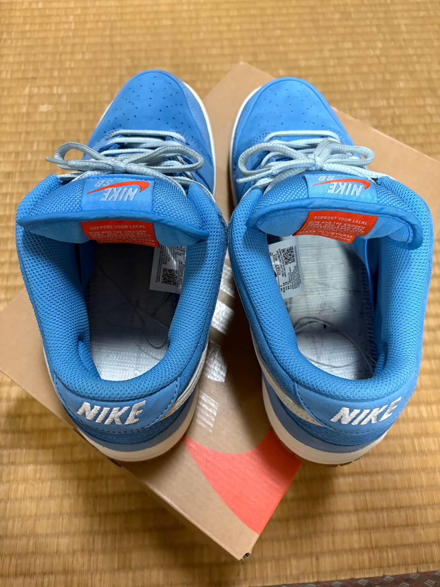 Nike SB Dunk Low Pro ISO "University Blue"