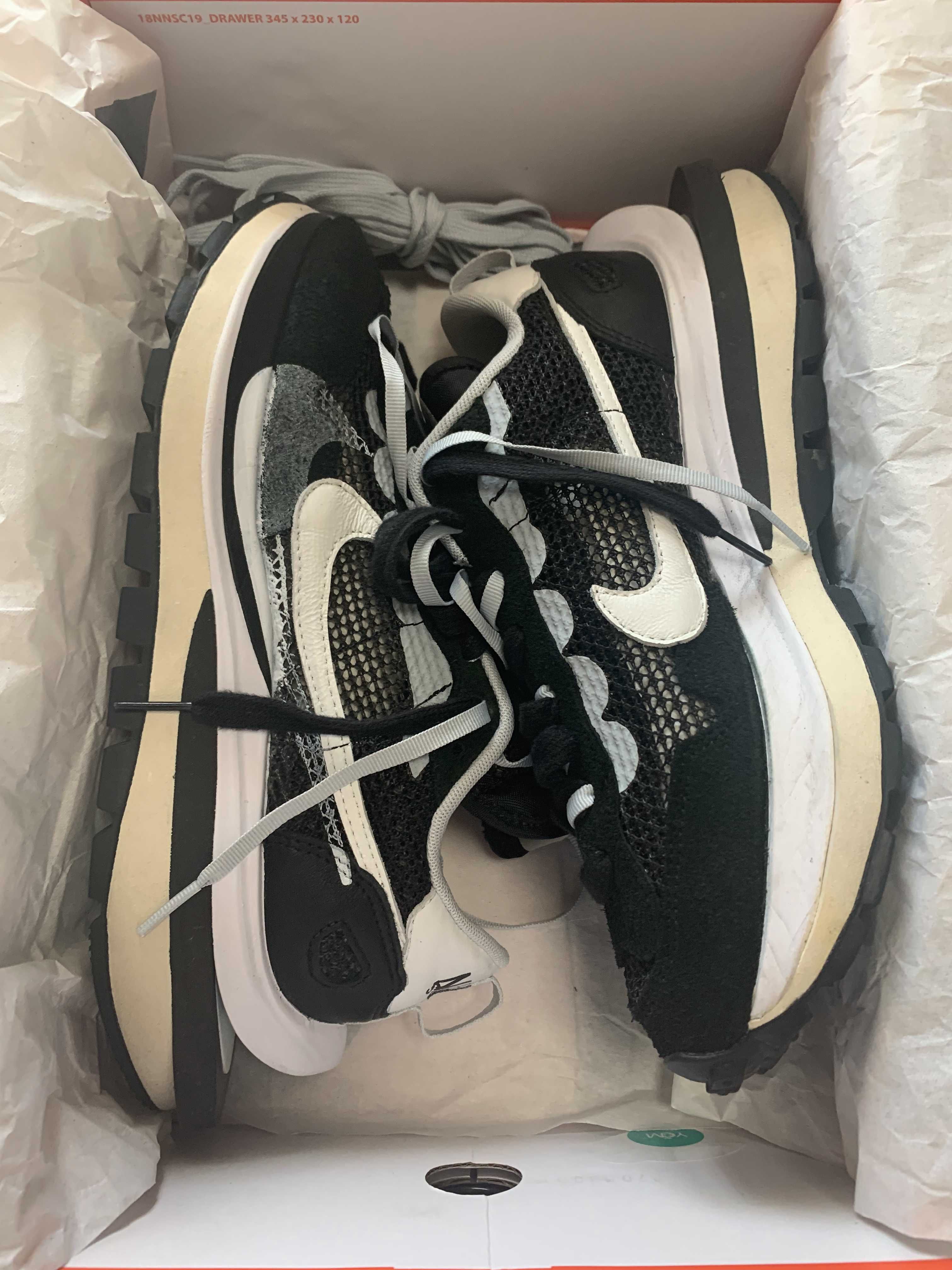 sacai × Nike Vapor Waffle "Black and White"