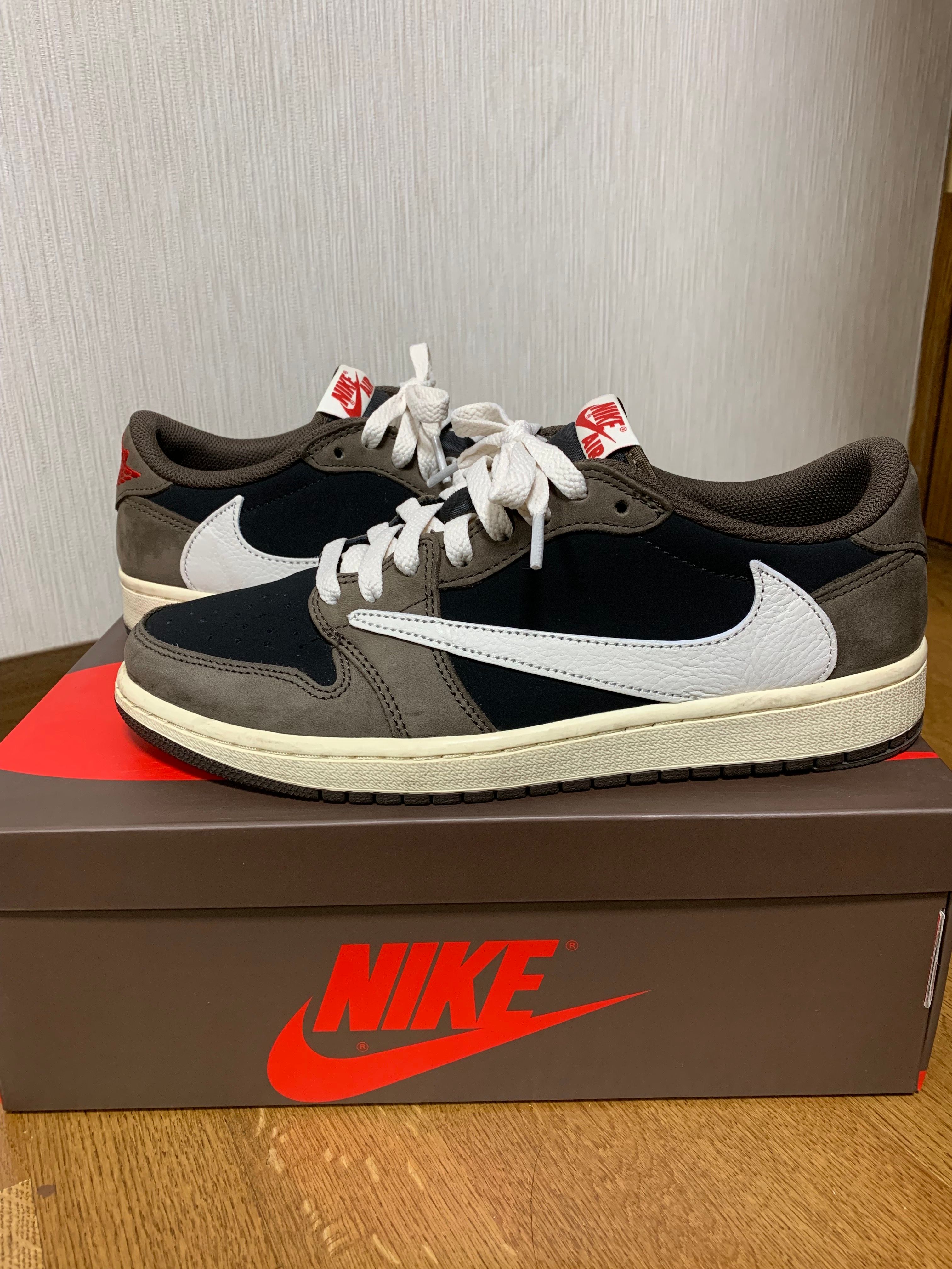 Travis Scott × Nike Air Jordan 1 Low OG SP-T "Black/Dark Mocha"