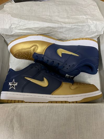 Supreme × Nike SB Dunk Low OG QS "Metallic Gold/Navy"
