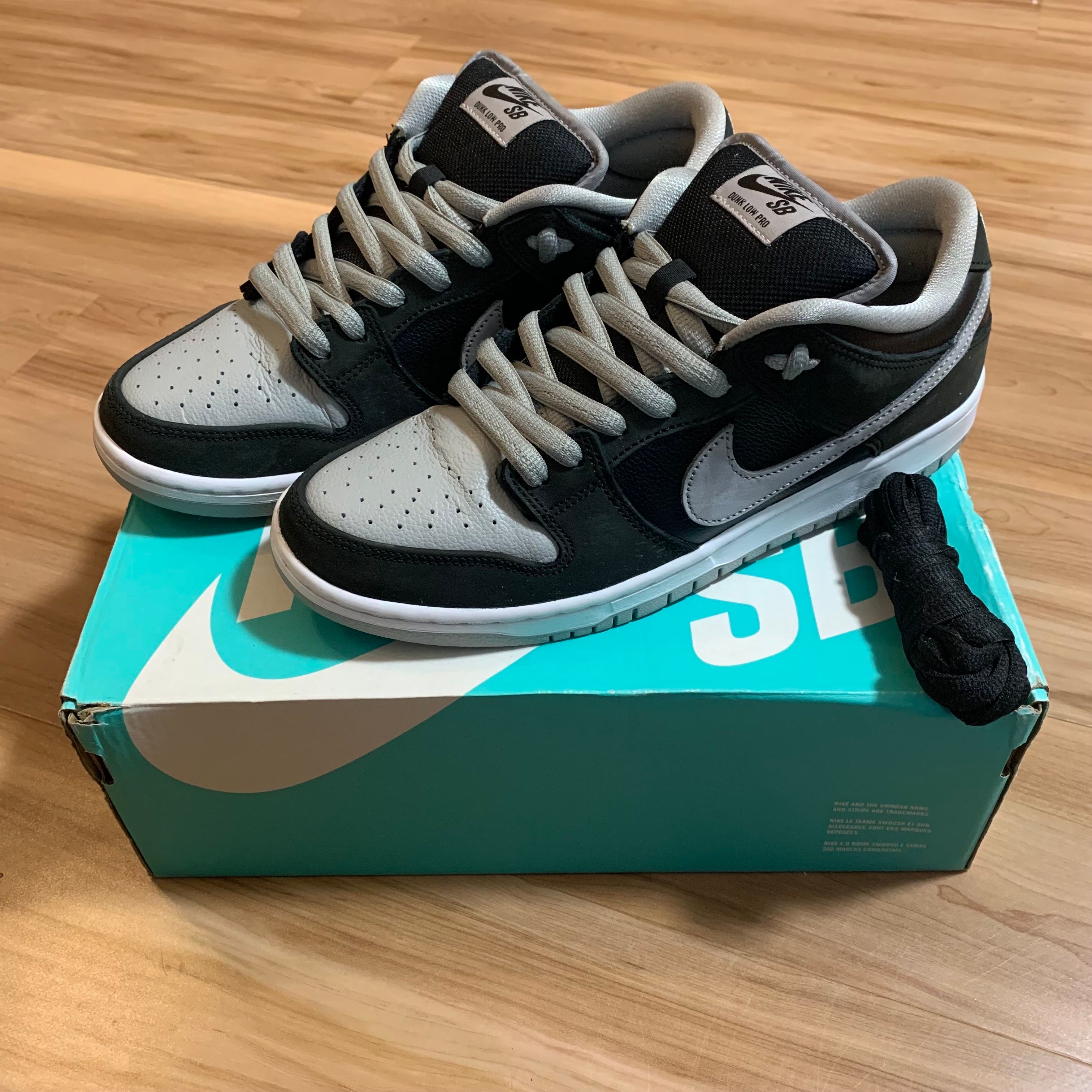 Nike SB Dunk Low "Shadow"