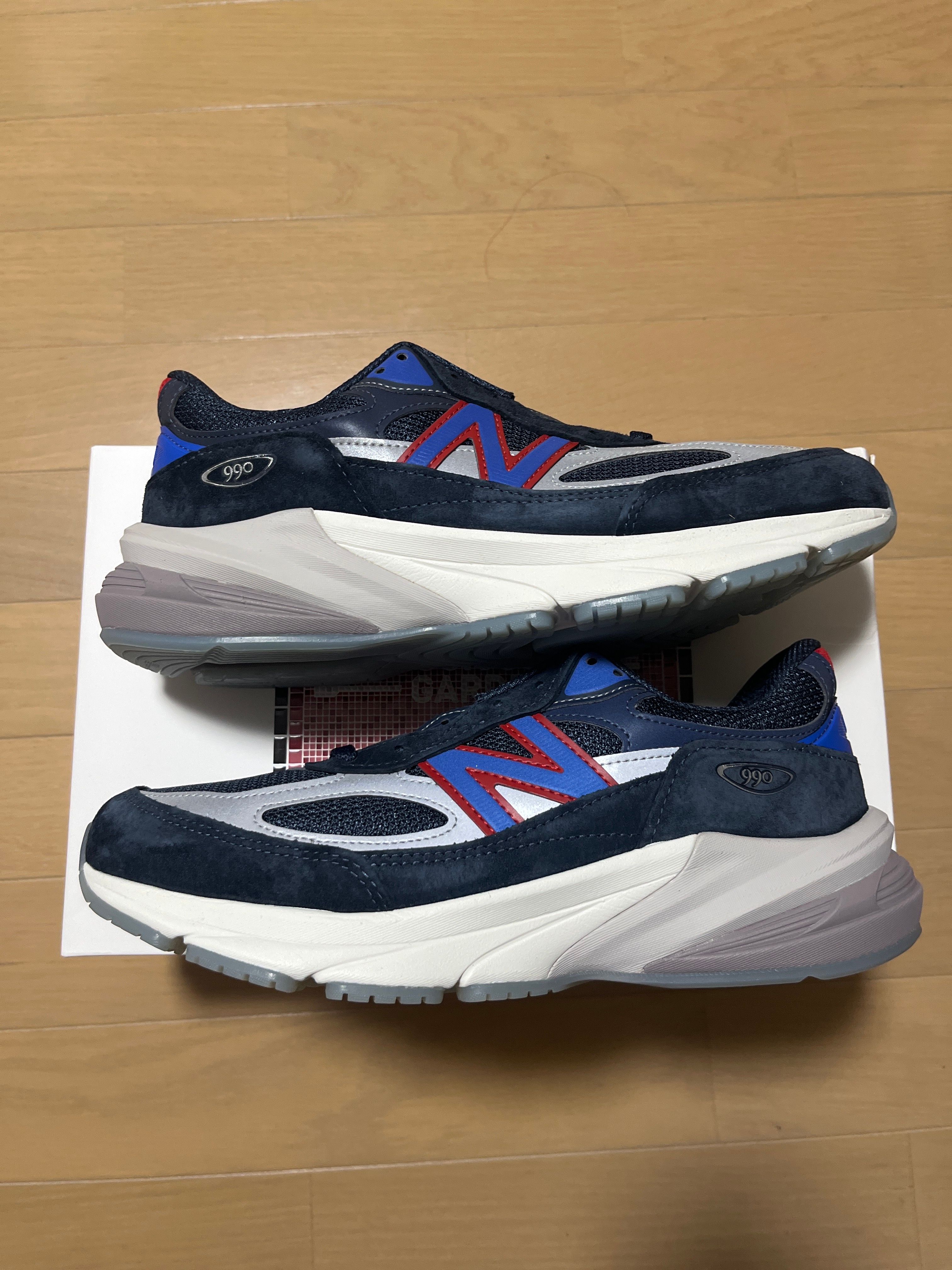 KITH × New Balance 990V6 Madison Square Garden "Navy"