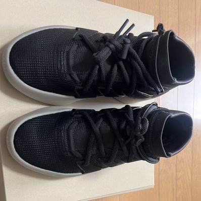 adidas FEAR OF GOD ATHLETICS 1 Basketball "Carbon"