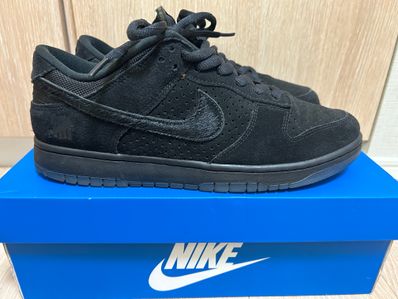 UNDEFEATED × Nike Dunk Low SP "5 ON IT"