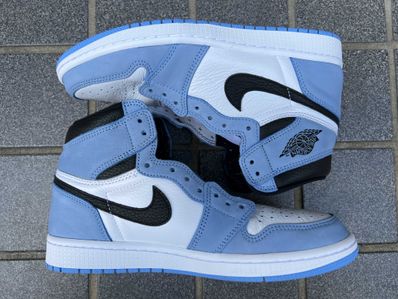 Nike Air Jordan 1 High OG "University Blue"