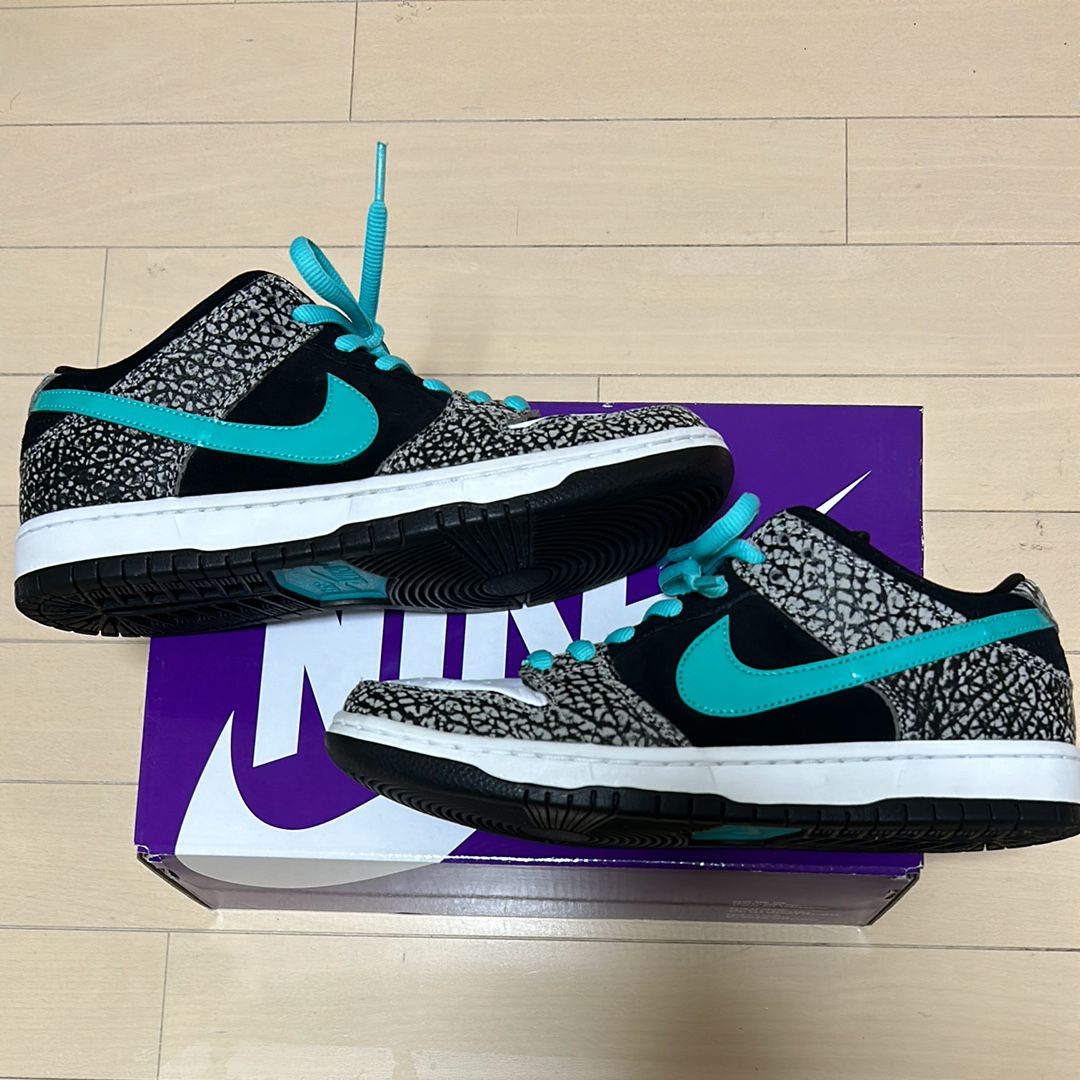 Nike SB Dunk Low "Elephant/Safari"