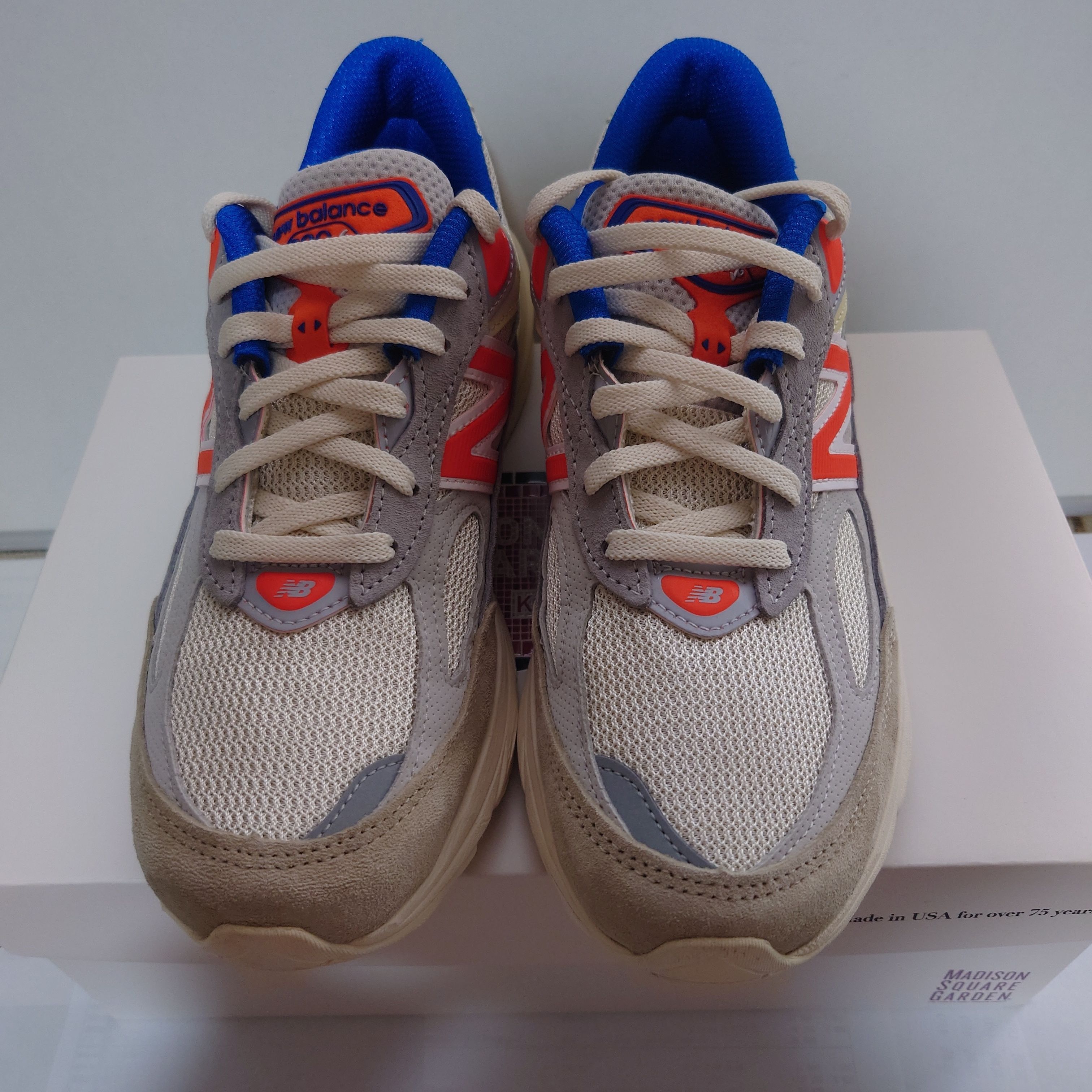 KITH × New Balance 990V6 Madison Square Garden "Sanddrift"