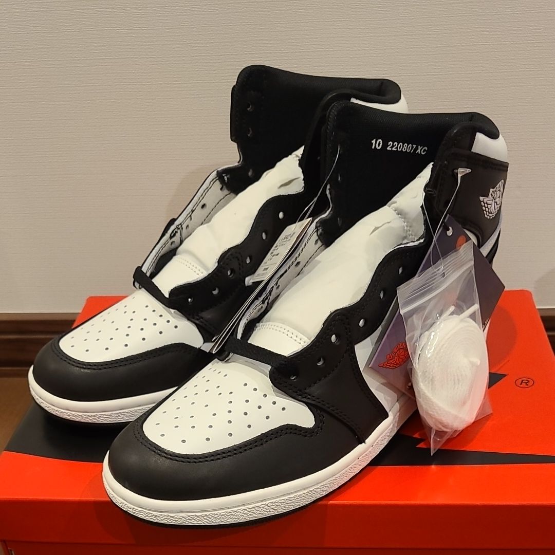 Nike Air Jordan 1 High '85 "Black/White"