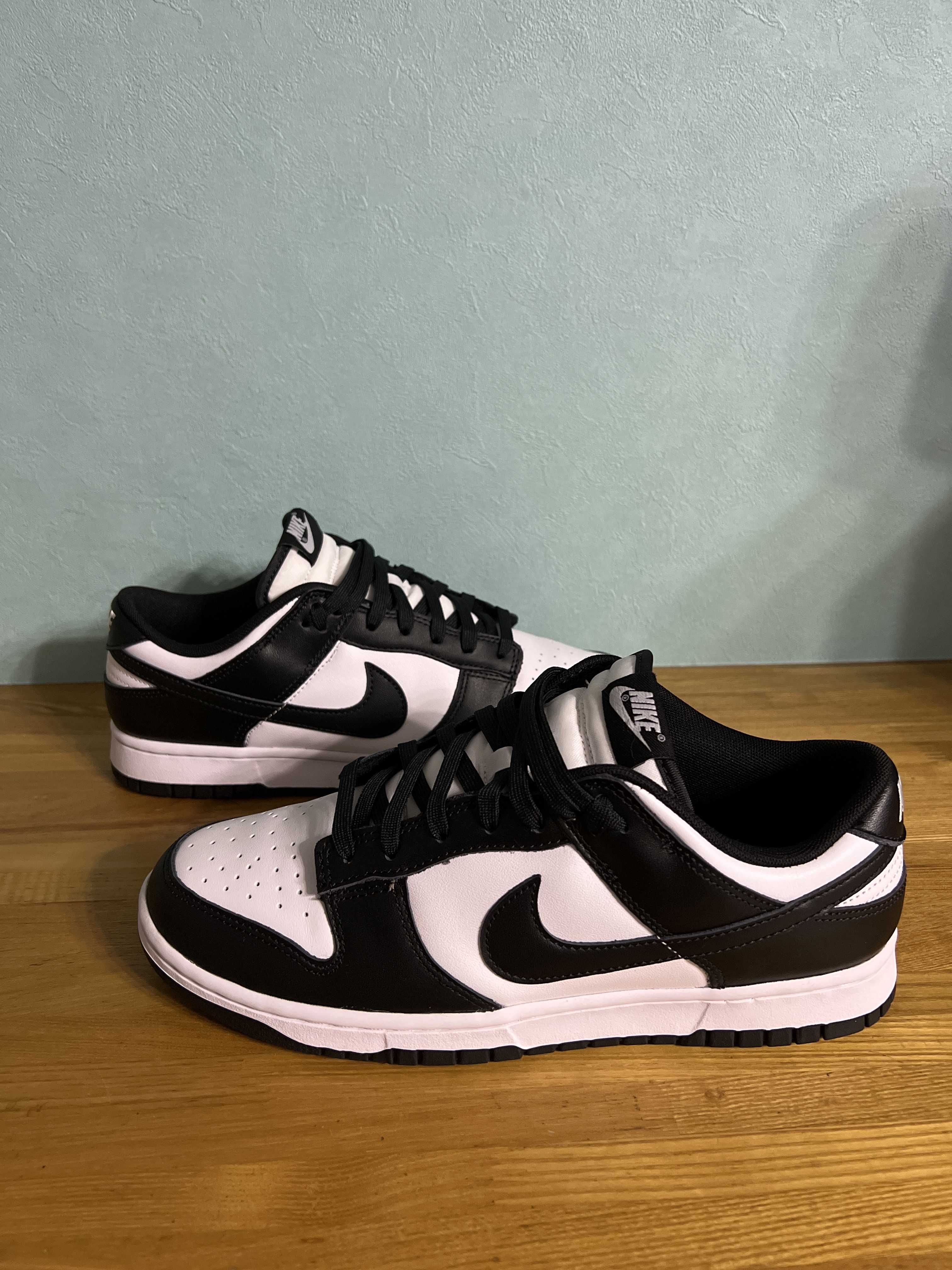 Nike Dunk Low Retro "Panda/White/Black"