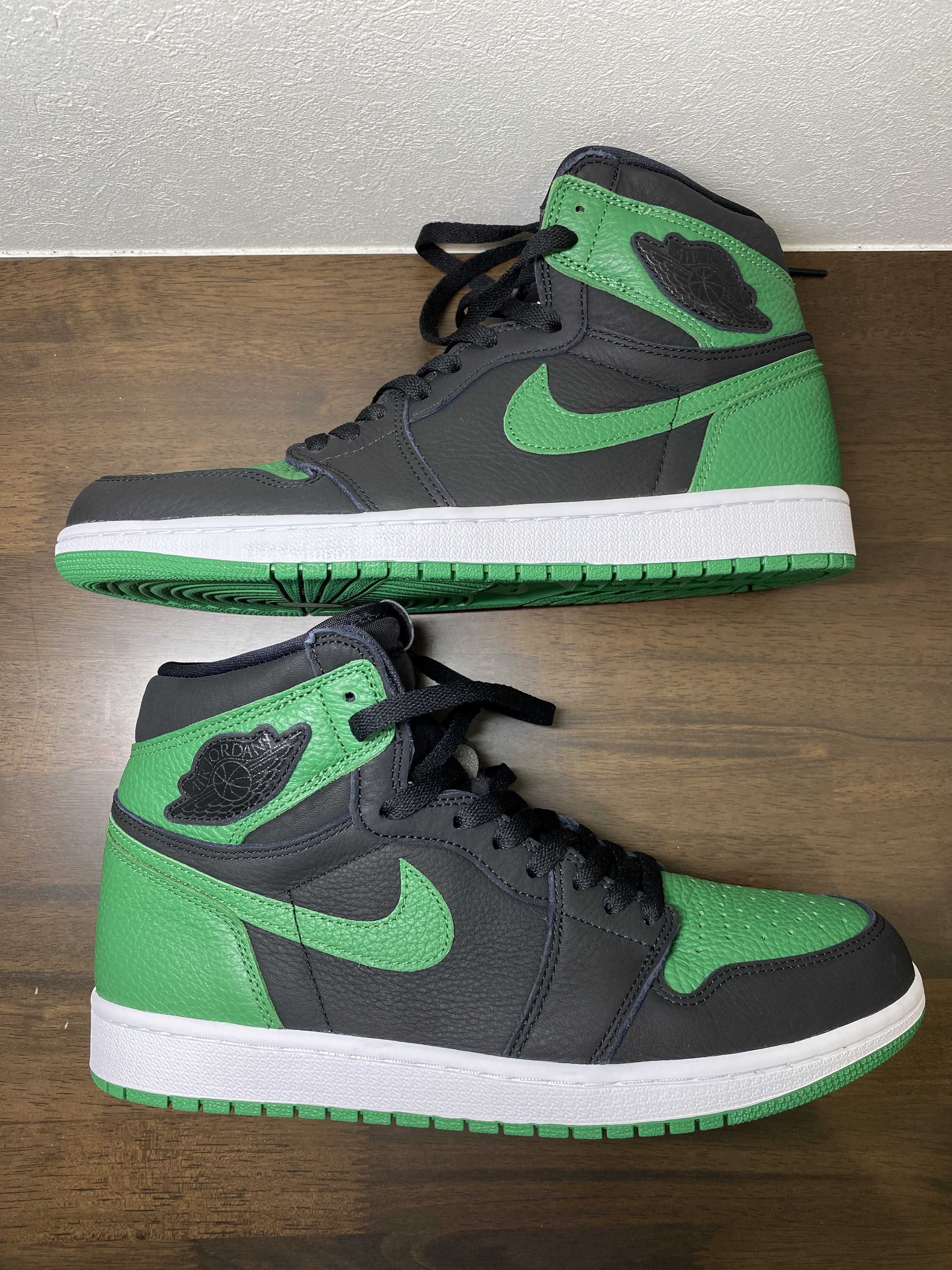 Nike Air Jordan 1 Retro High OG "Black/Pine Green" (2020)      