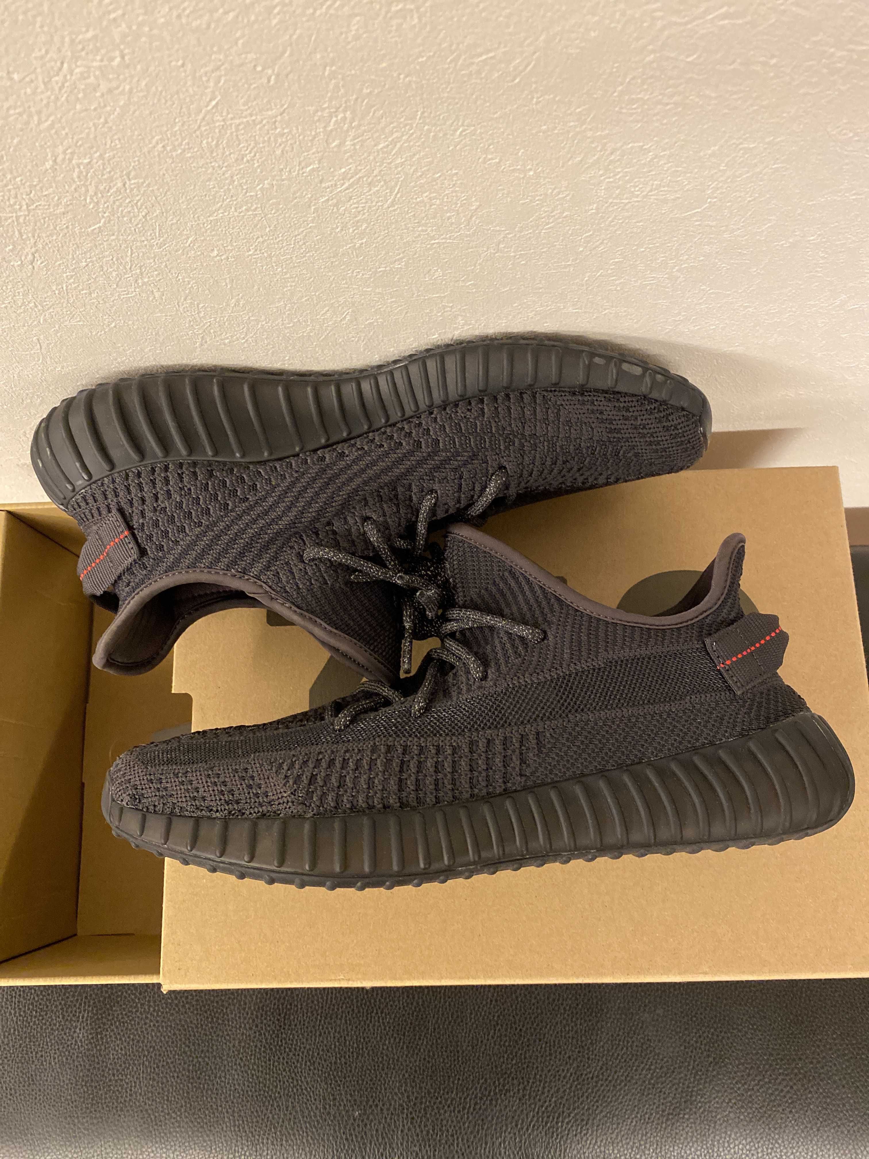 adidas YEEZY Boost 350 V2 "Black"