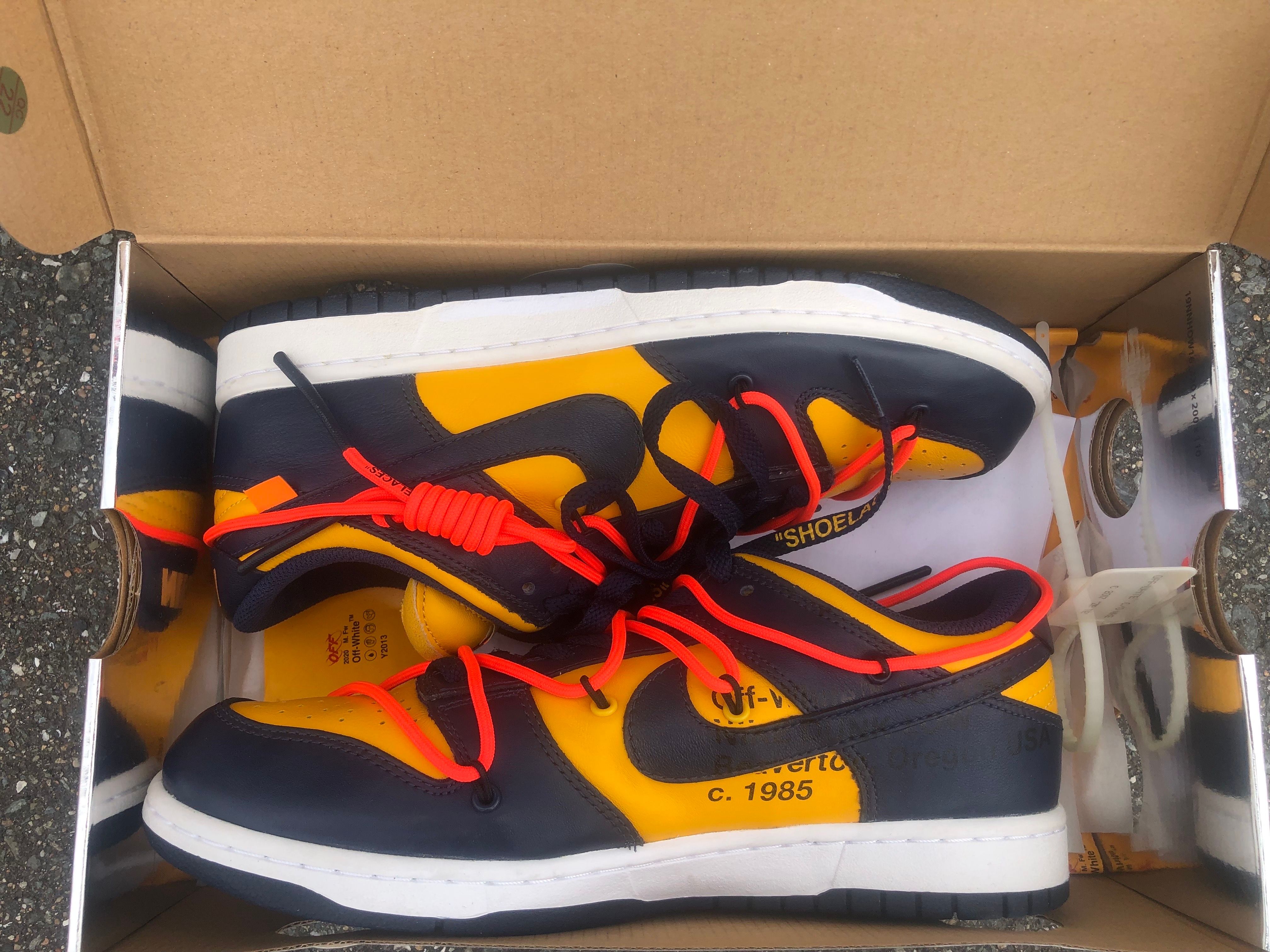 Off-White × Nike Dunk Low LTHR "University Gold/Midnight Navy/White"