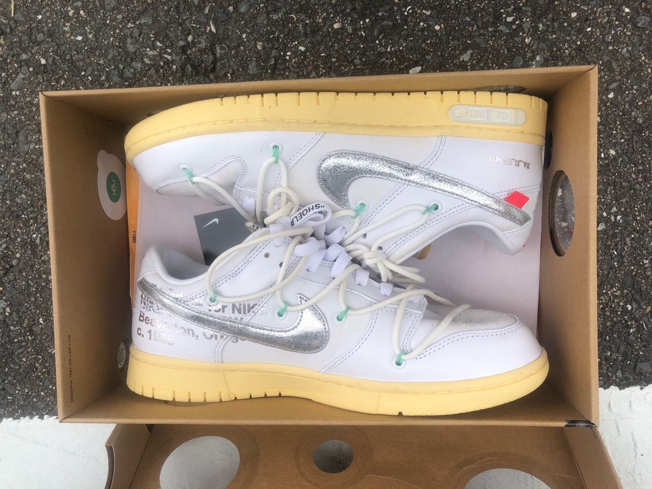 Off-White × Nike Dunk Low 1 of 50 "Lot.1"