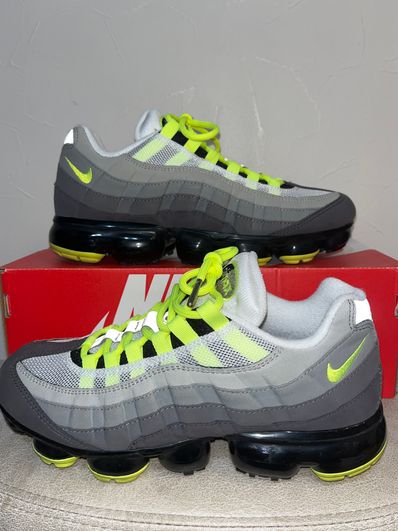 Nike Air Vapormax 95 "Neon"