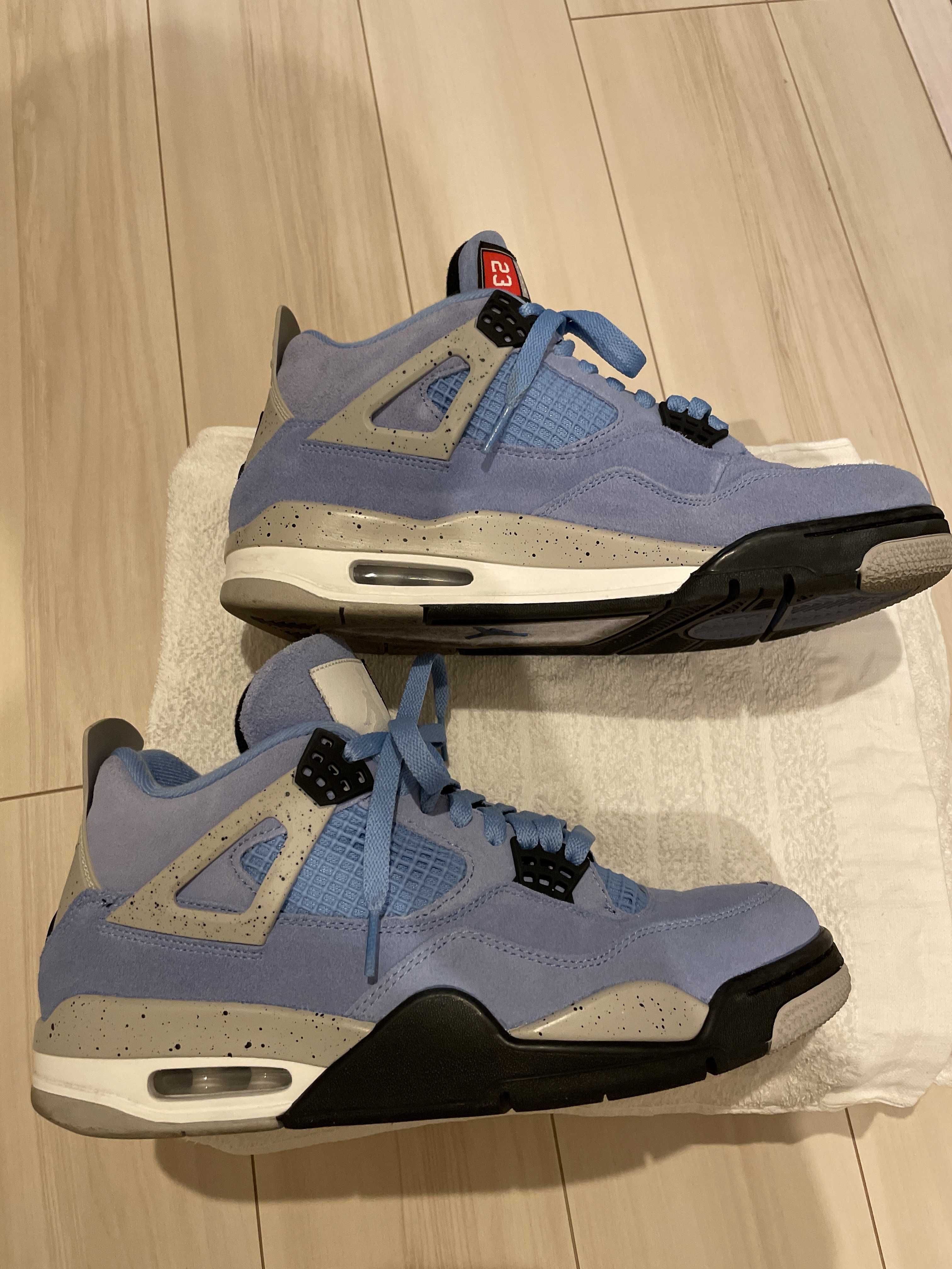 Nike Air Jordan 4 "University Blue"