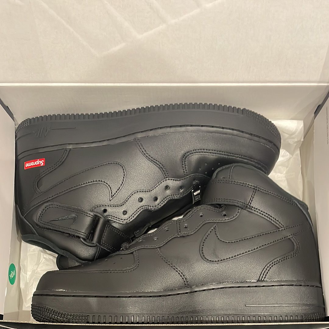 Supreme × Nike Air Force 1 Mid "Black" FW24