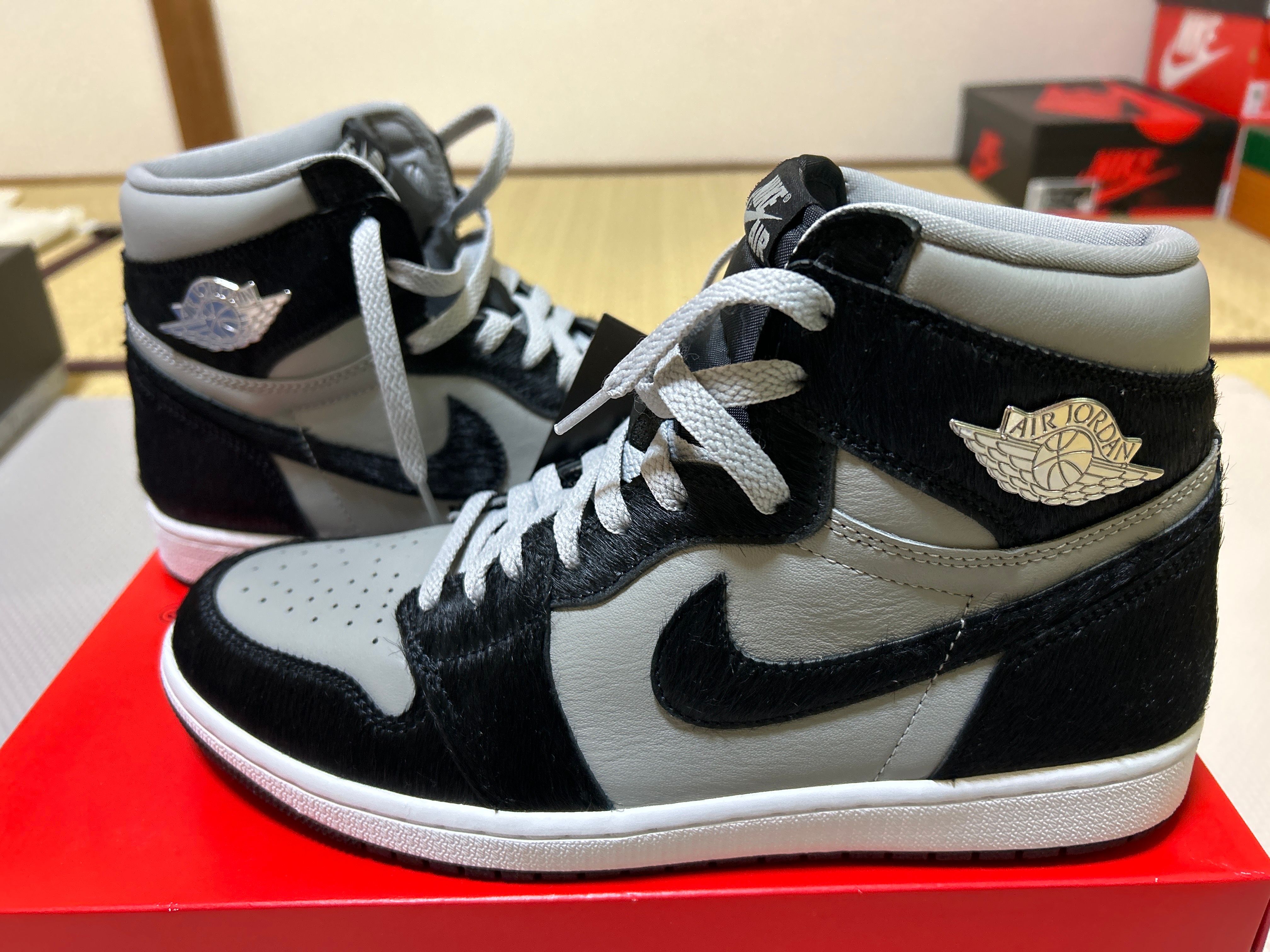 Nike Women's Air Jordan 1 Retro High OG "Medium Grey"
