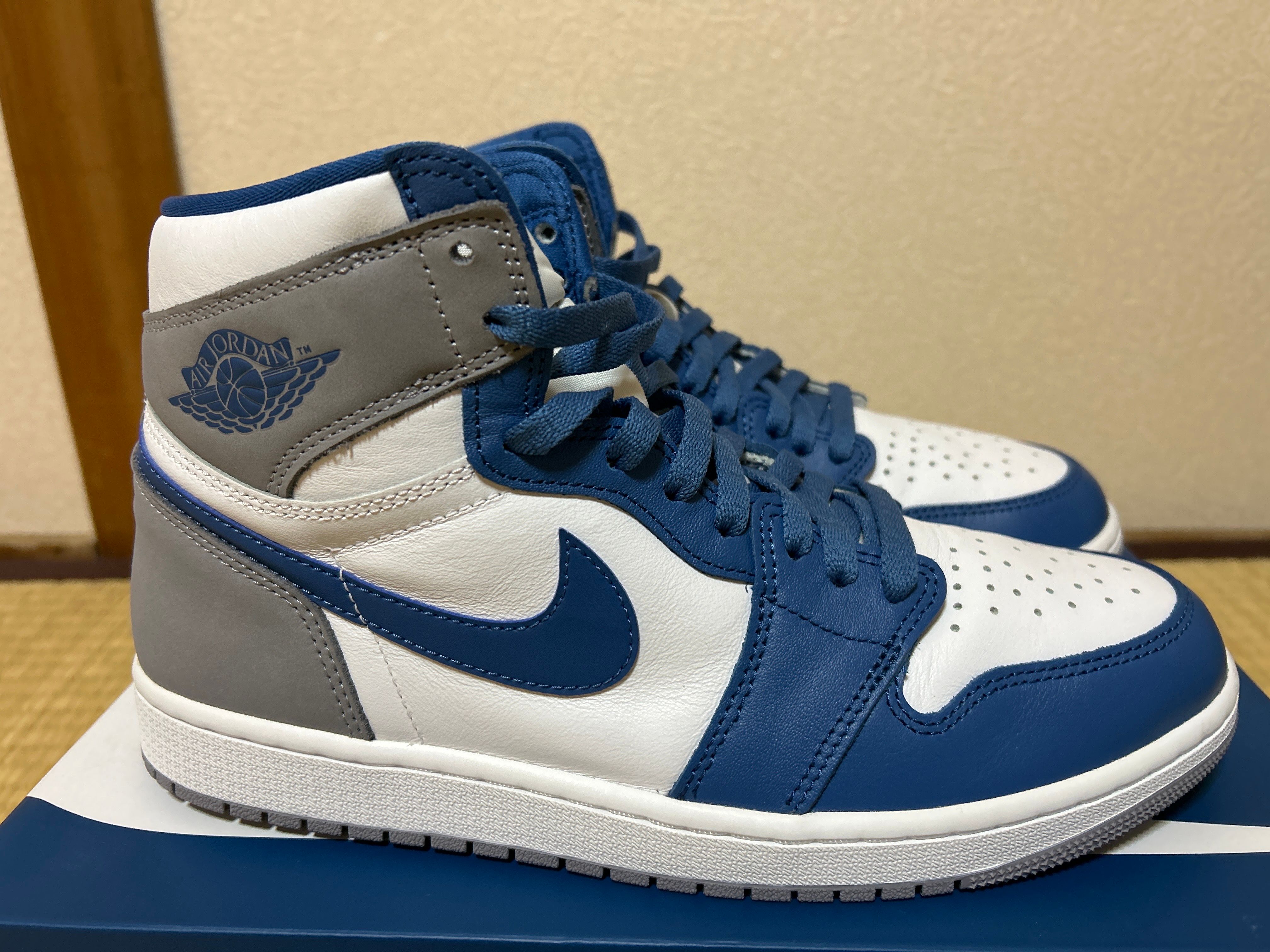 Nike Air Jordan 1 High OG "True Blue"