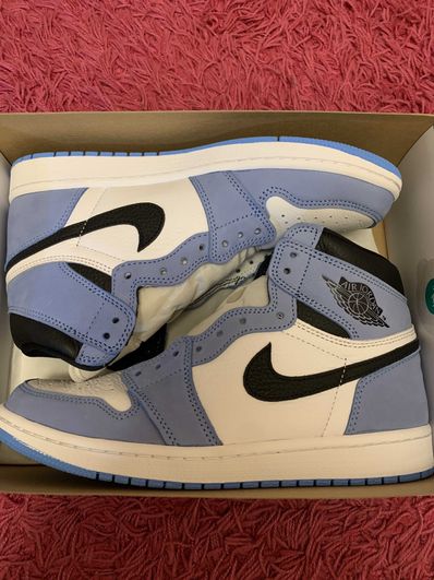 Nike Air Jordan 1 High OG "University Blue"