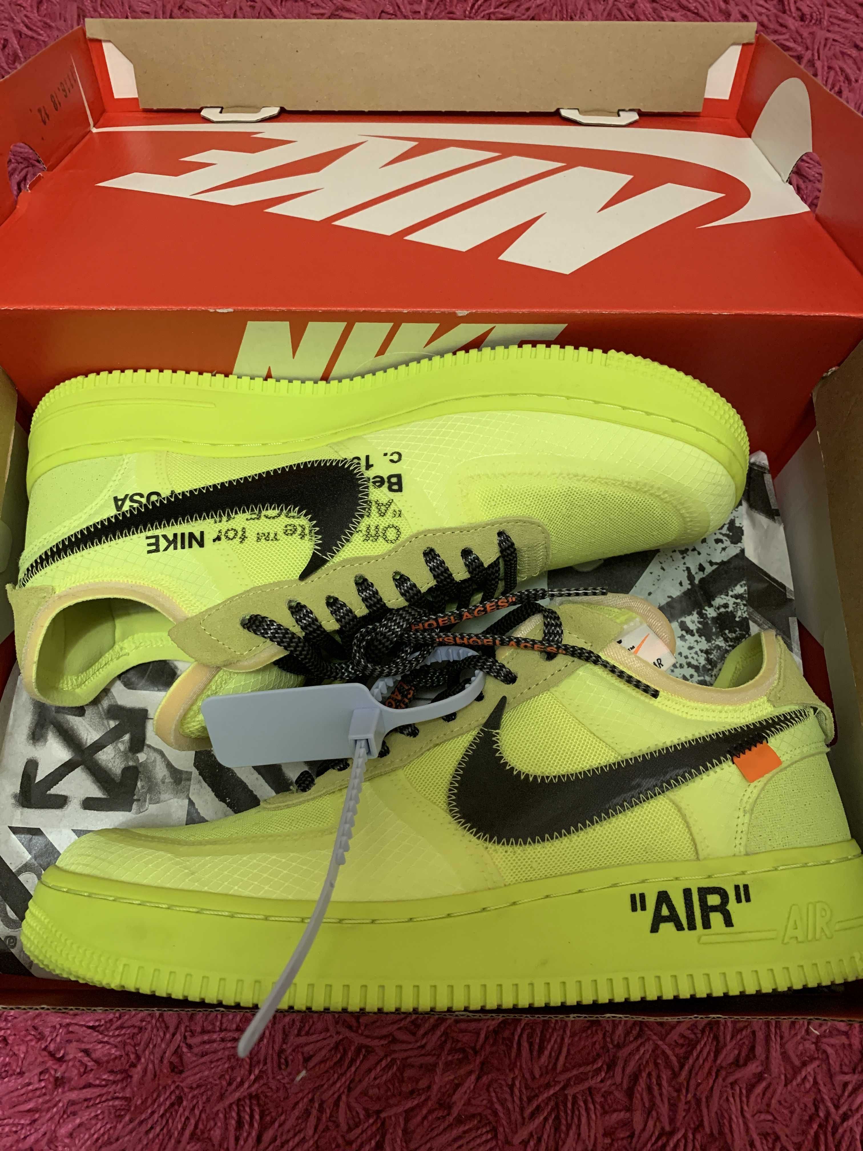 Off-White × Nike Air Force 1 Low "Volt"