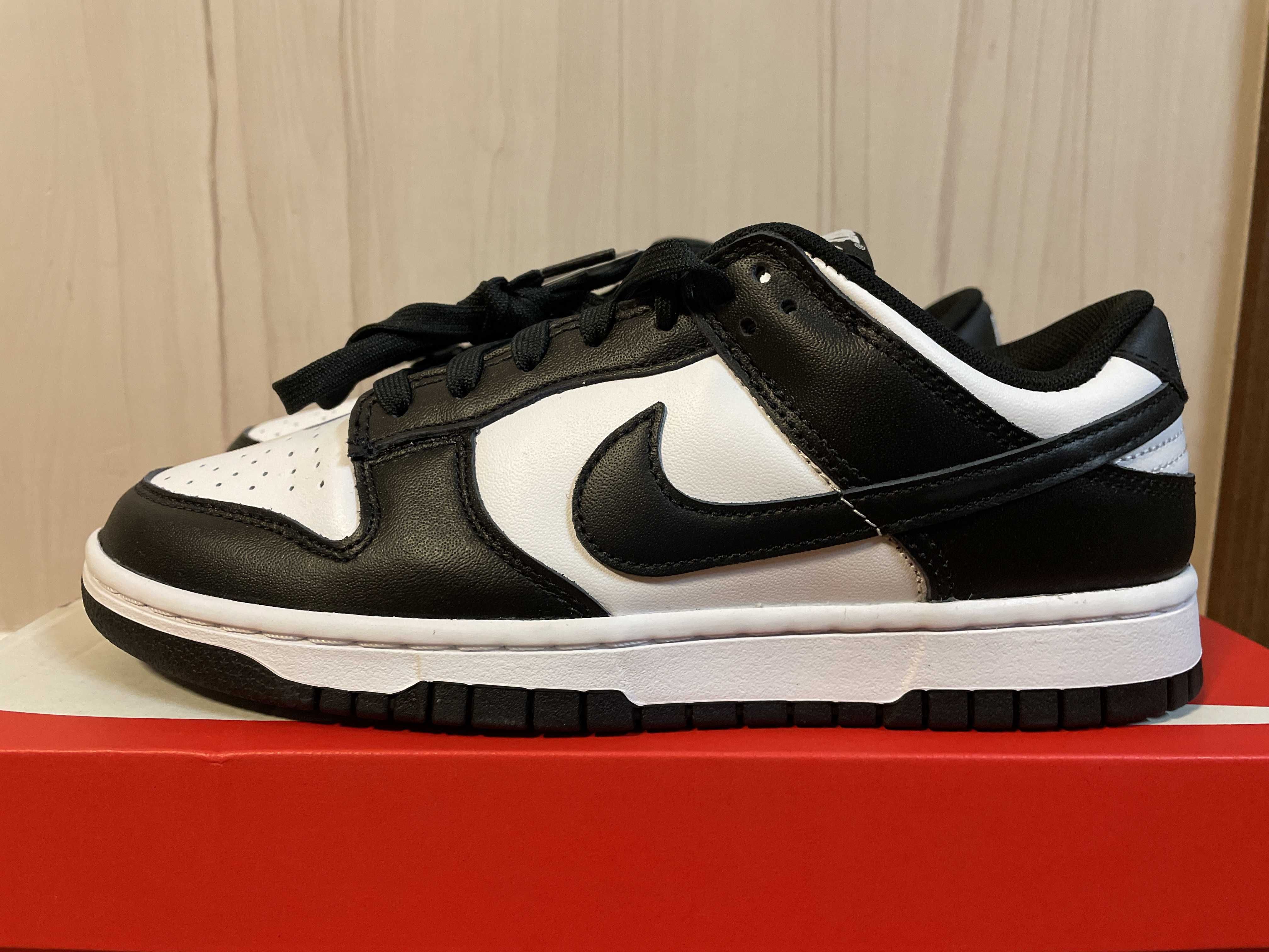 Nike Dunk Low Retro "Panda/White/Black"