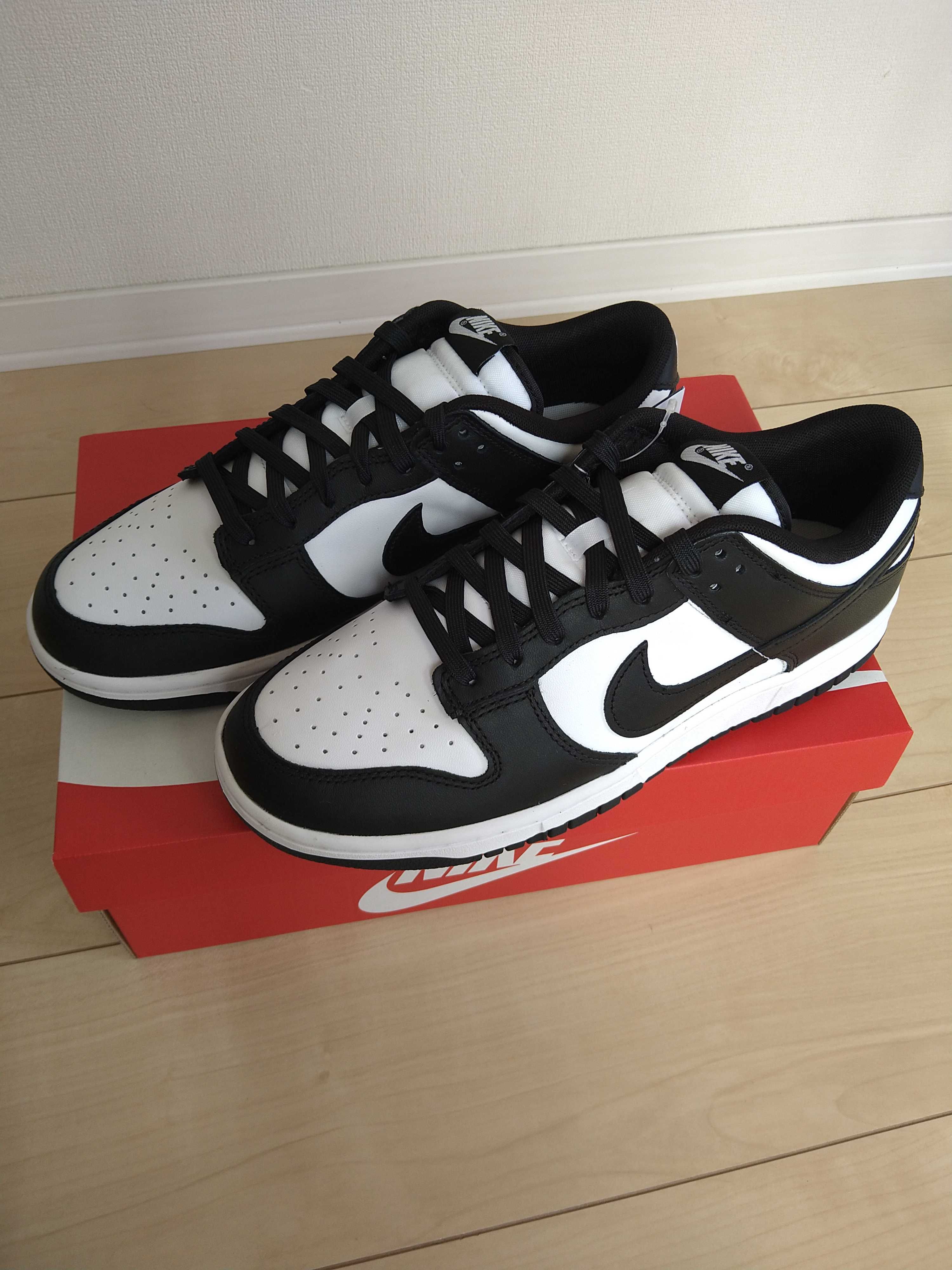 Nike Dunk Low Retro "Panda/White/Black"