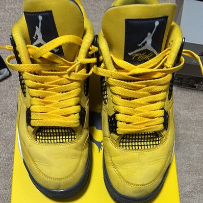 Nike Air Jordan 4 "Tour Yellow"