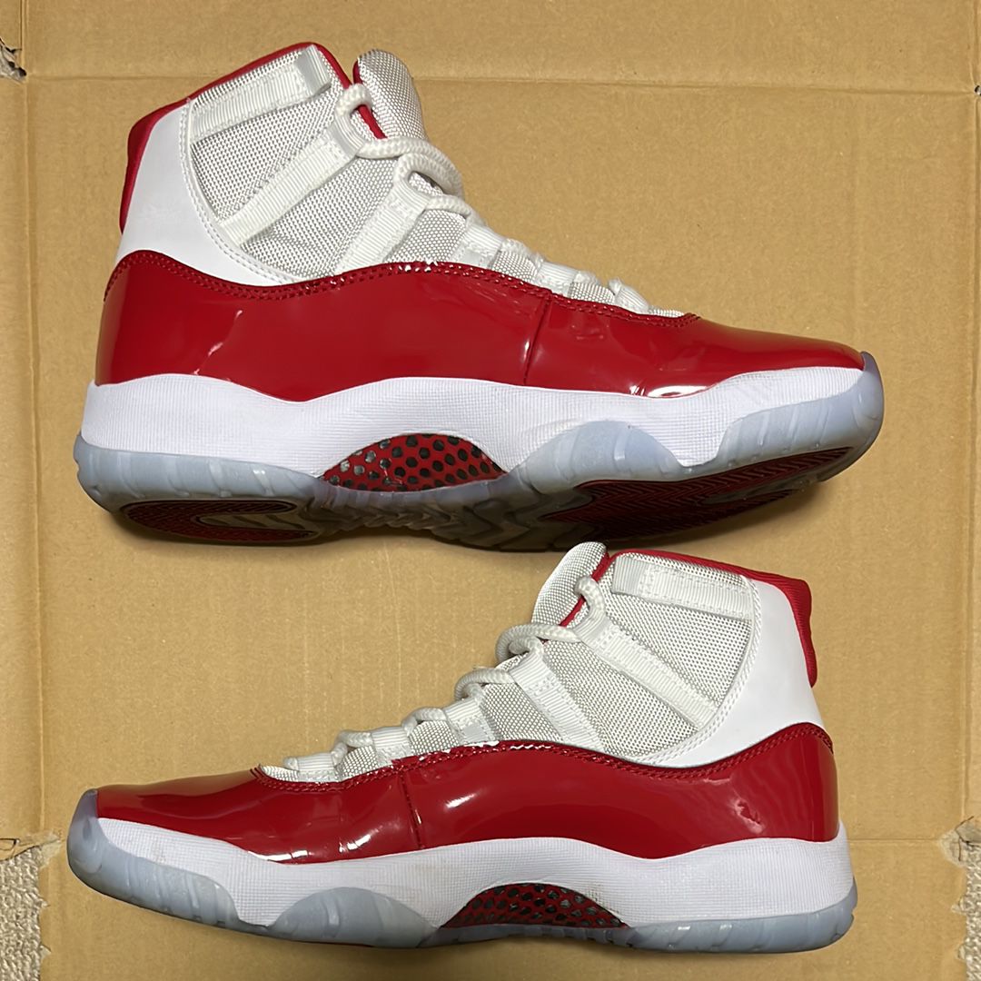 Nike Air Jordan 11 "Varsity Red"
