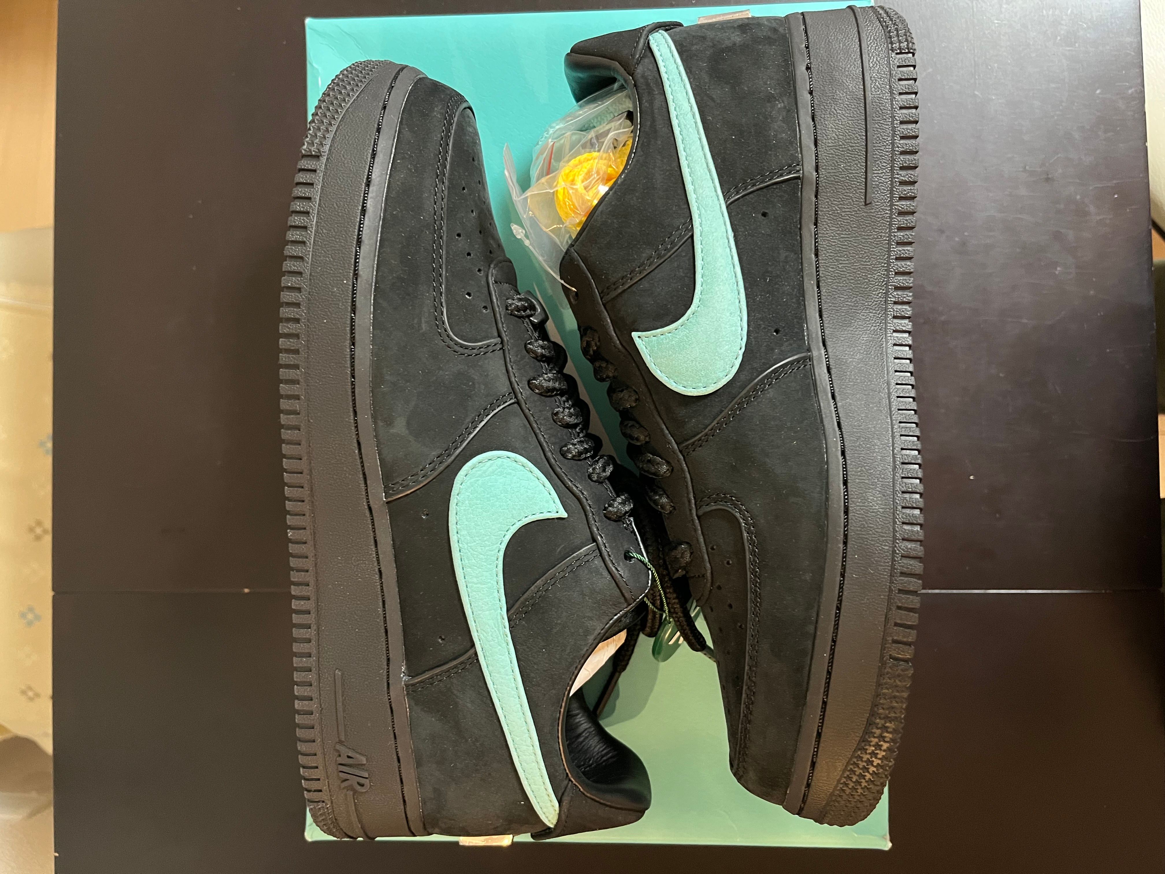 Tiffany & Co. × Nike Air Force 1 Low "1837"