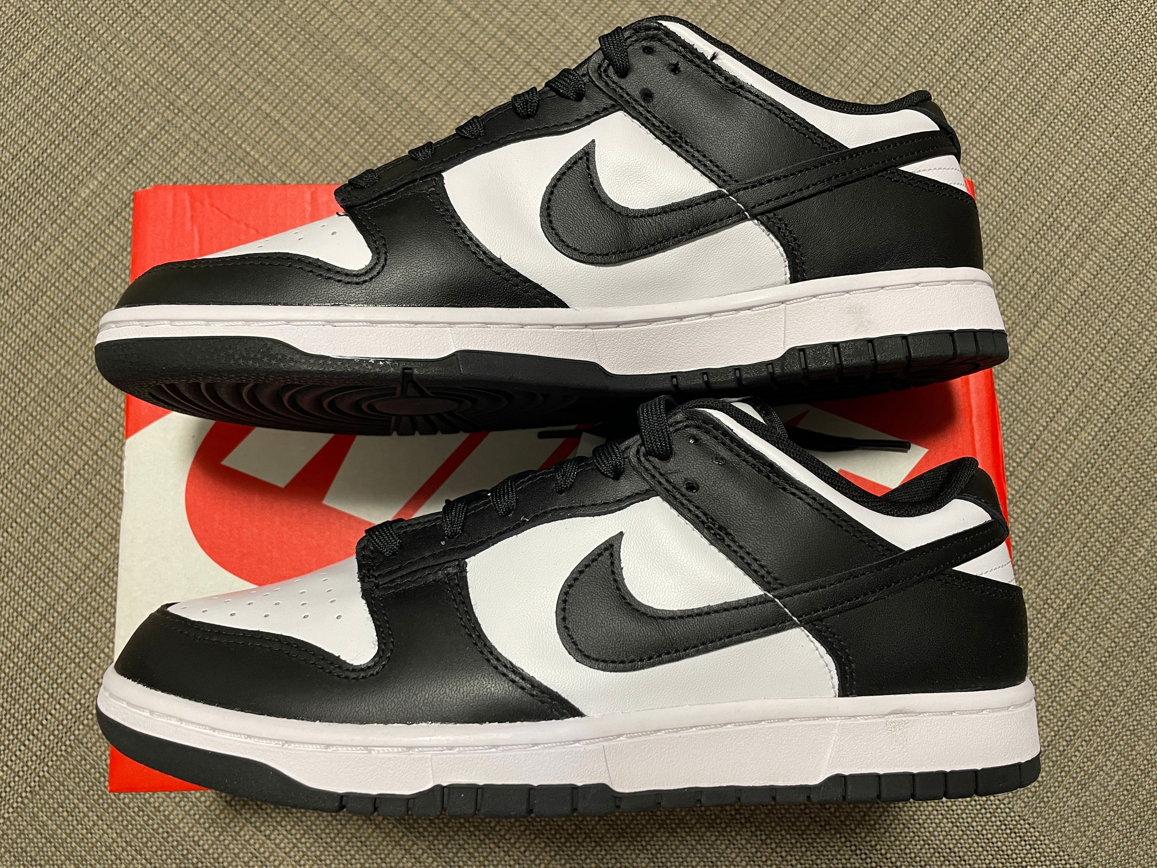 Nike Dunk Low Retro "Panda/White/Black"
