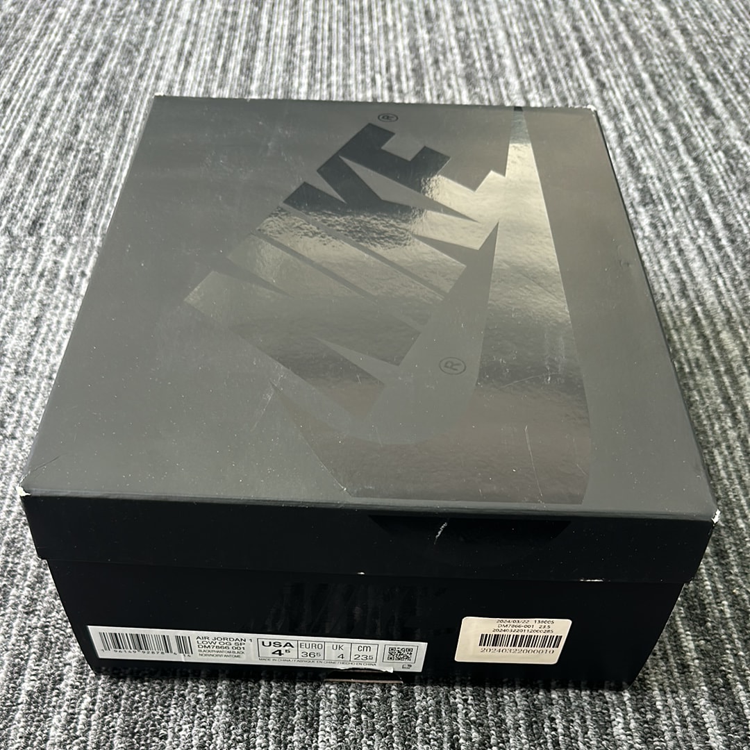 Travis Scott × Nike Air Jordan 1 Low OG SP "Black Phantom"