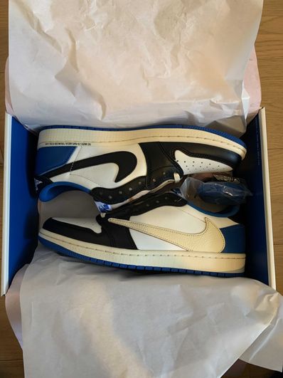 Travis Scott × fragment design × Nike Air Jordan 1 Low OG SP "Military Blue"
