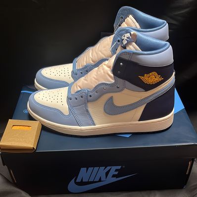 Nike Women's Air Jordan 1 Retro High OG "First in Flight"