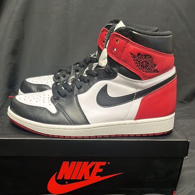 Nike Air Jordan 1 Retro High OG "Black Toe"(2016)