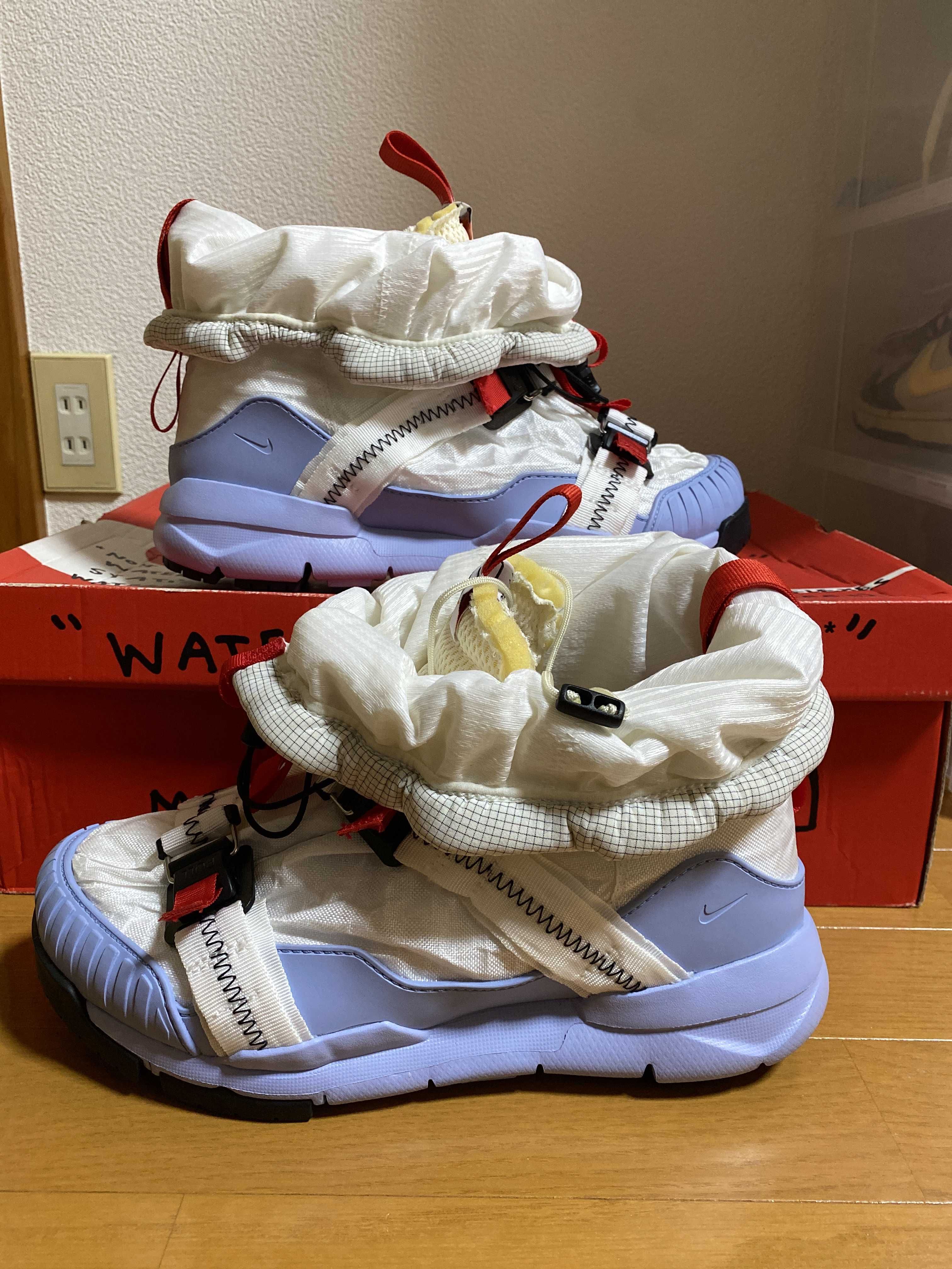 TOM SACHS × NIKE MARSYARD OVERSHOE "WHITE/LIGHT BLUE"
