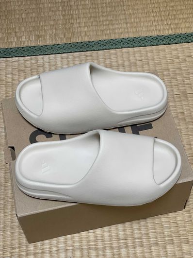 adidas YEEZY Slide "Bone" (FZ5897)