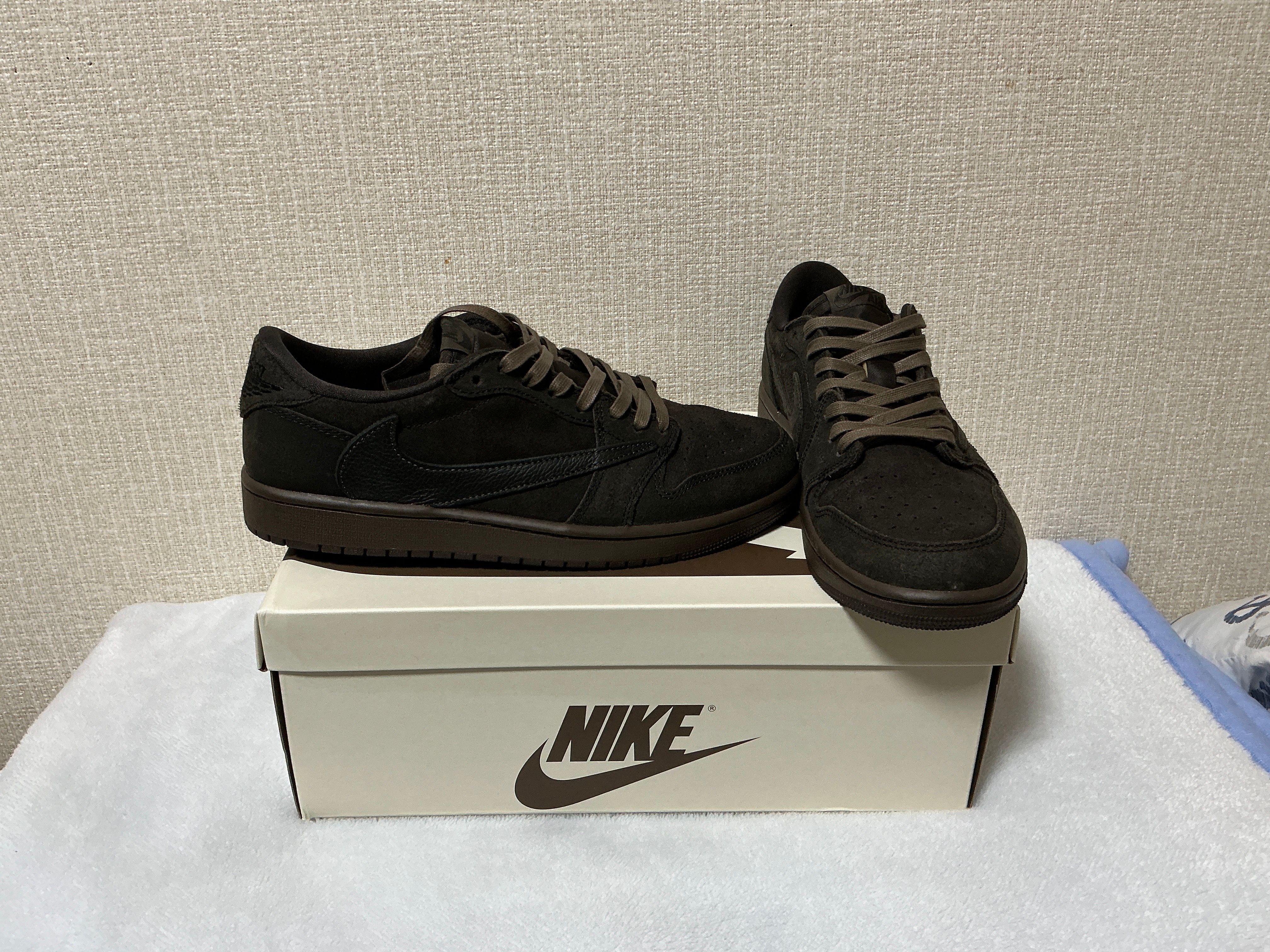 Travis Scott × Nike Air Jordan 1 Low OG SP "Velvet Brown and Dark Mocha"