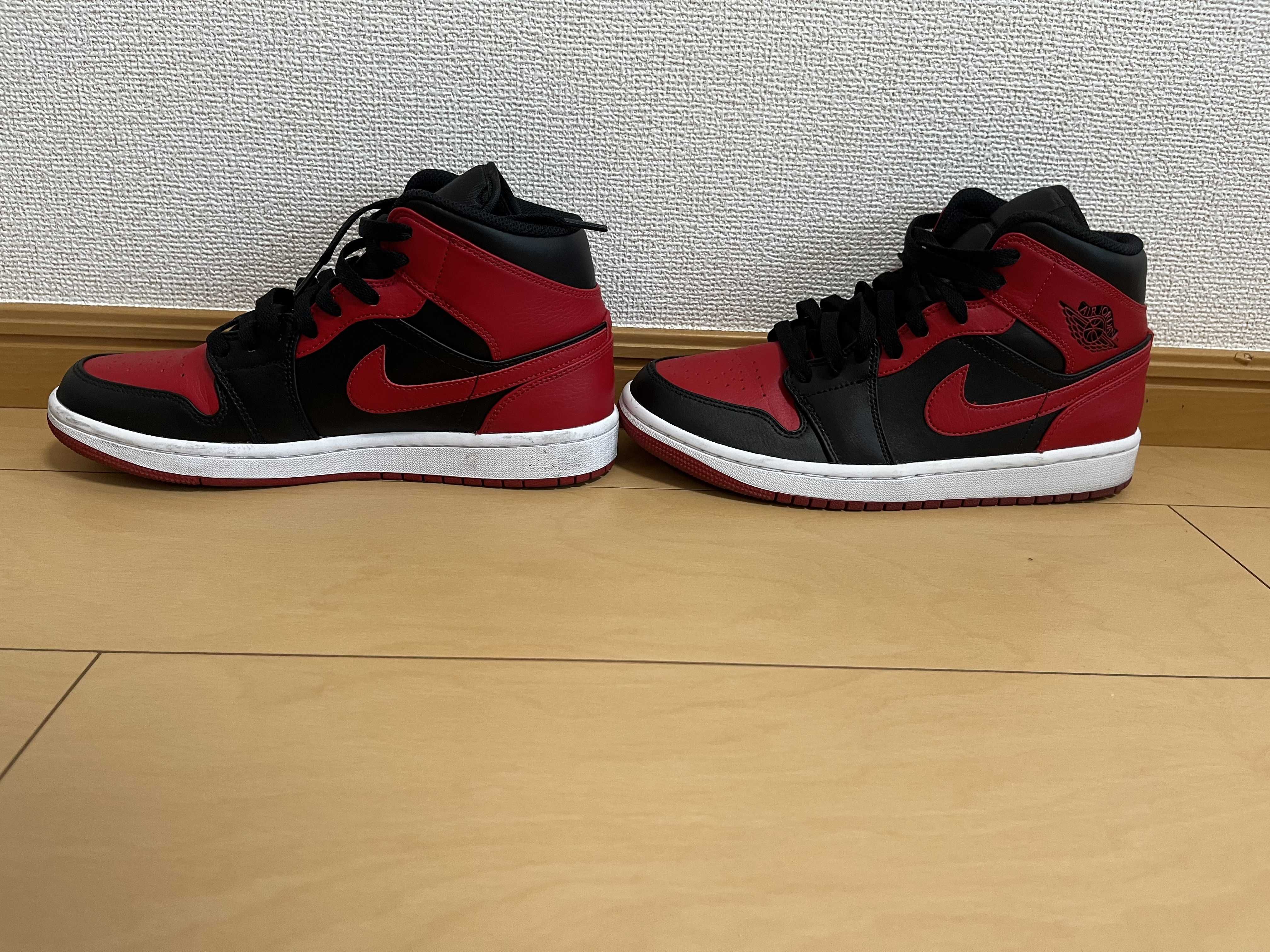 Nike Air Jordan 1 Mid "Bred"