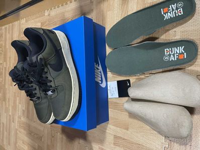 UNDEFEATED × Nike Air Force 1 Low "Olive"