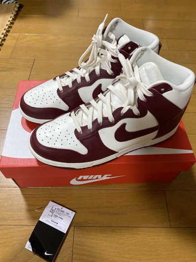 NIKE Women's DUNK HIGH "TEAM RED"