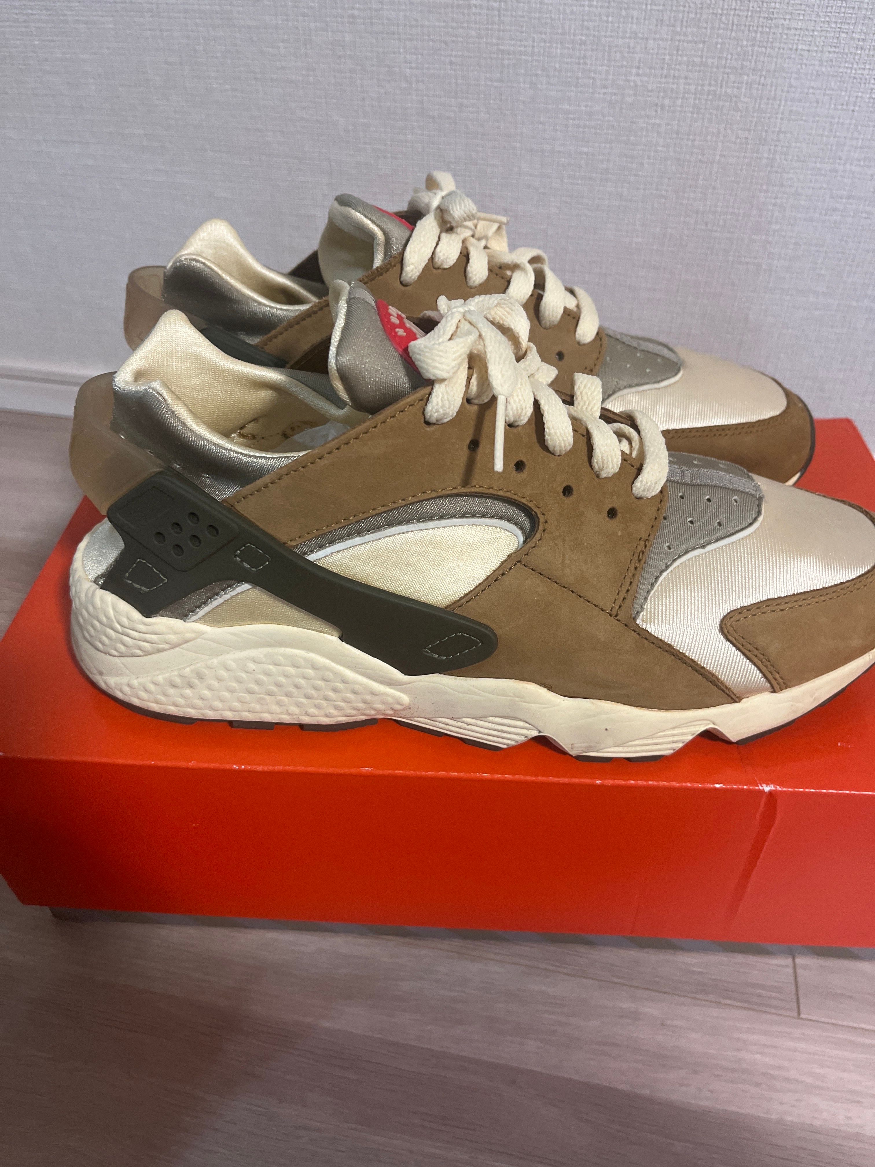Stussy × Nike Air Huarache "Desert Oak"