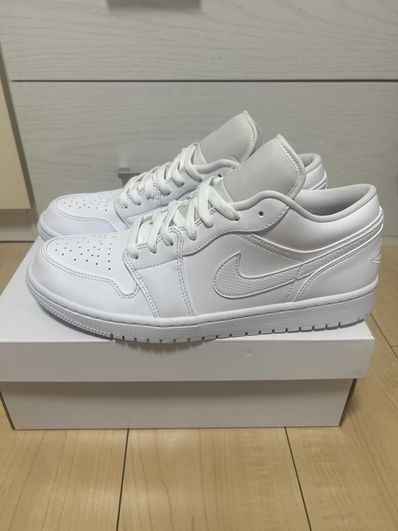 NIKE Women's AIR JORDAN 1 LOW "WHITE"
