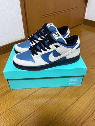 Nike SB Dunk Low Pro "Light Cream/Thunder Storm"