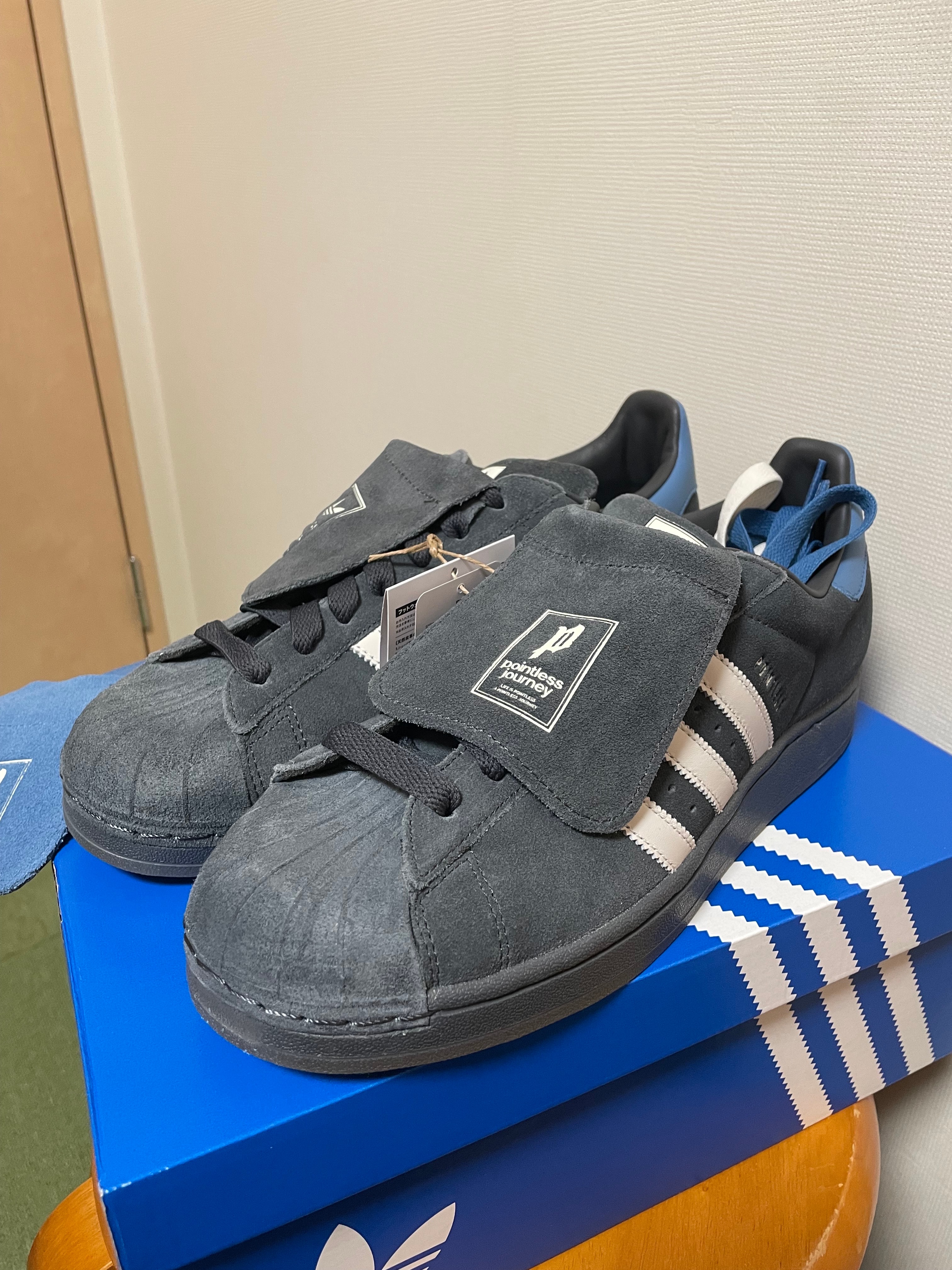 atmos × POINTLESS JOURNEY (King Gnu Daiki Tsuneta) × Superstar 2 "DGH Solid Grey"
