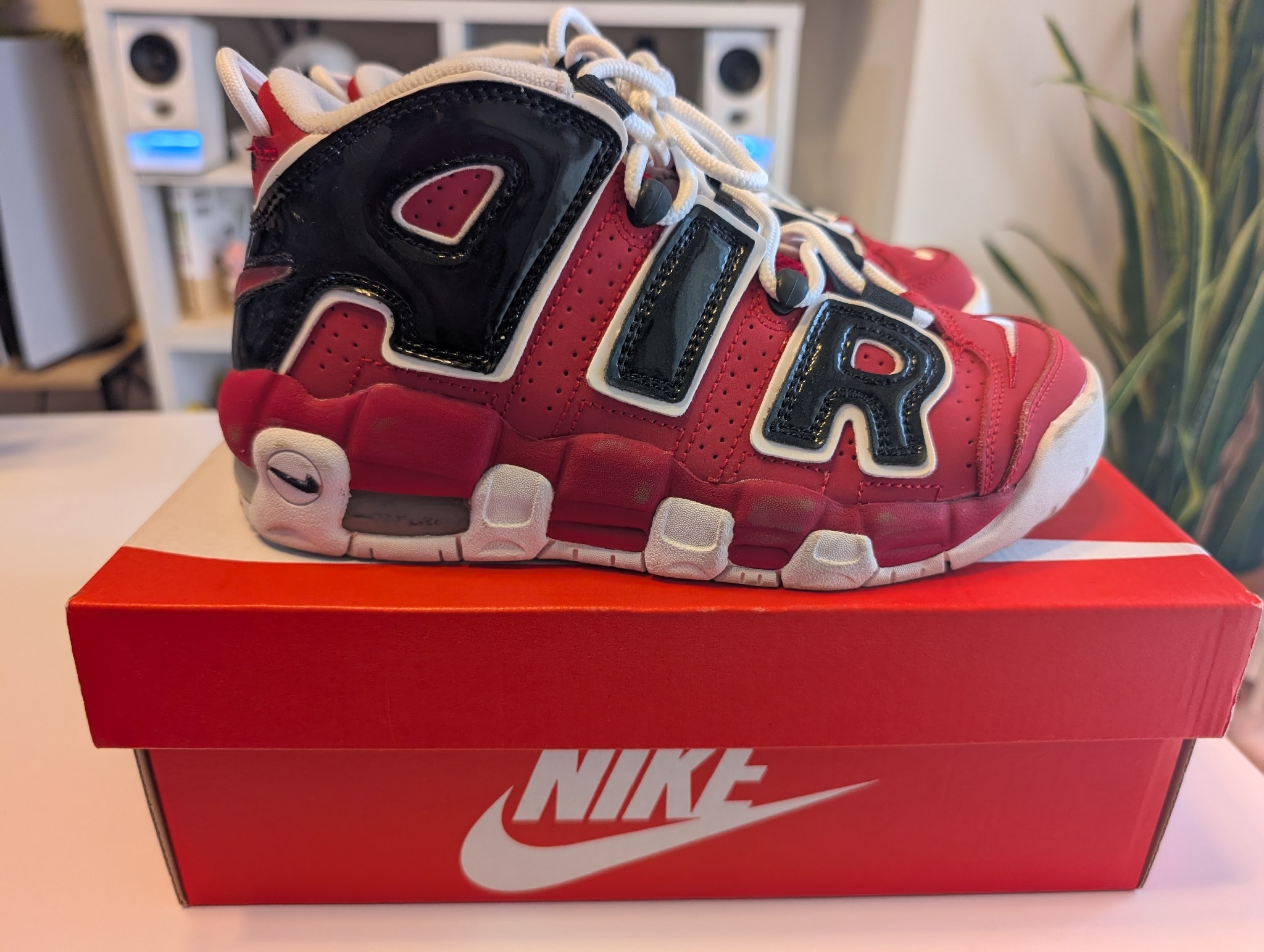 Nike Air More Uptempo ’96 "Black and Varsity Red" (2021)